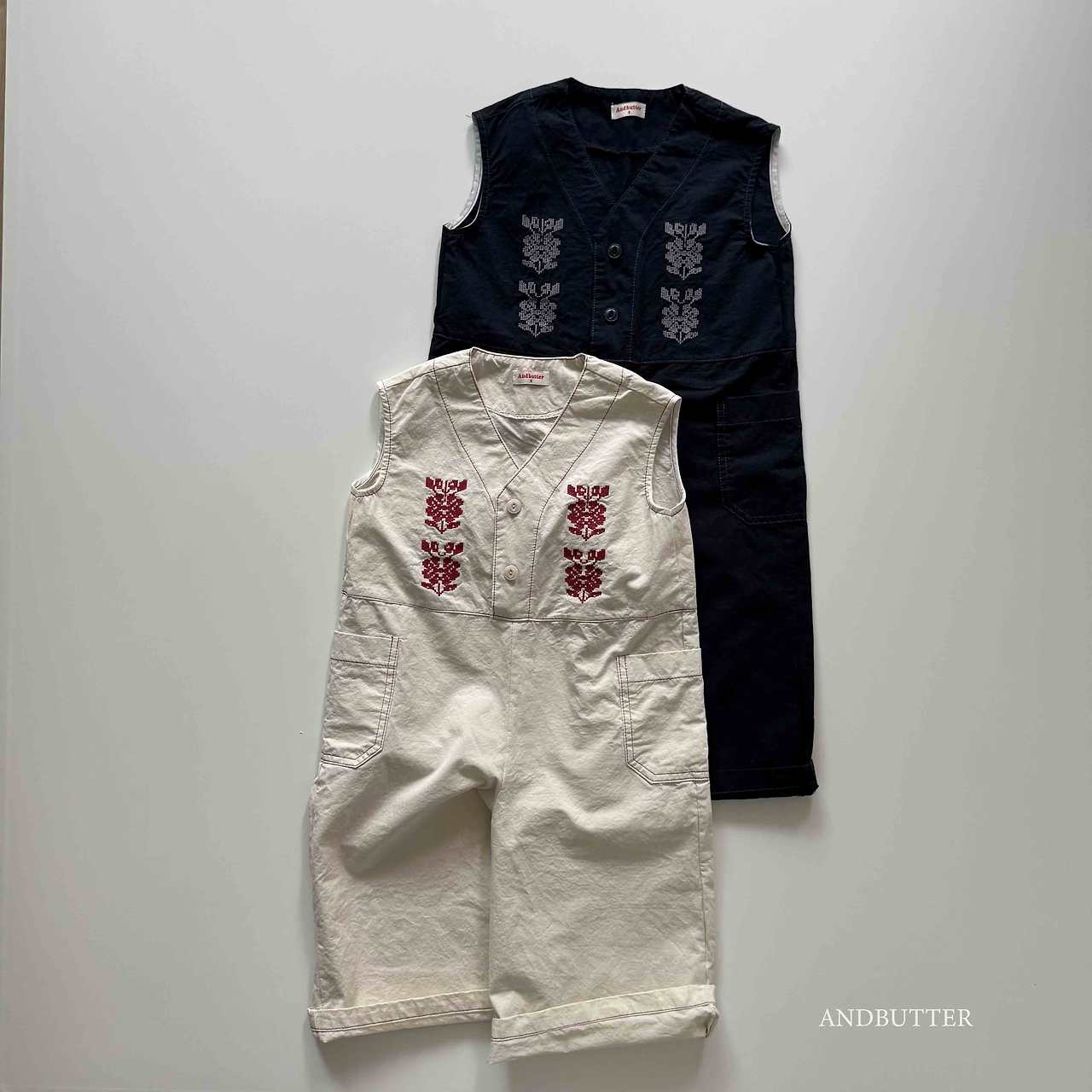 《予約》Embroidery Jump Suit / andbutter