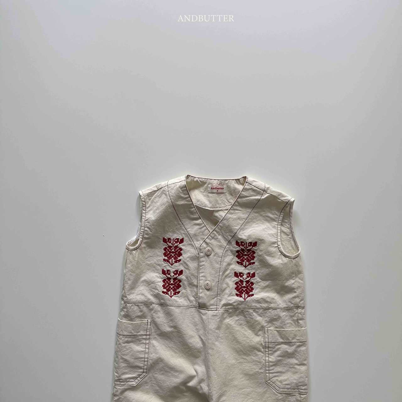 《予約》Embroidery Jump Suit / andbutter