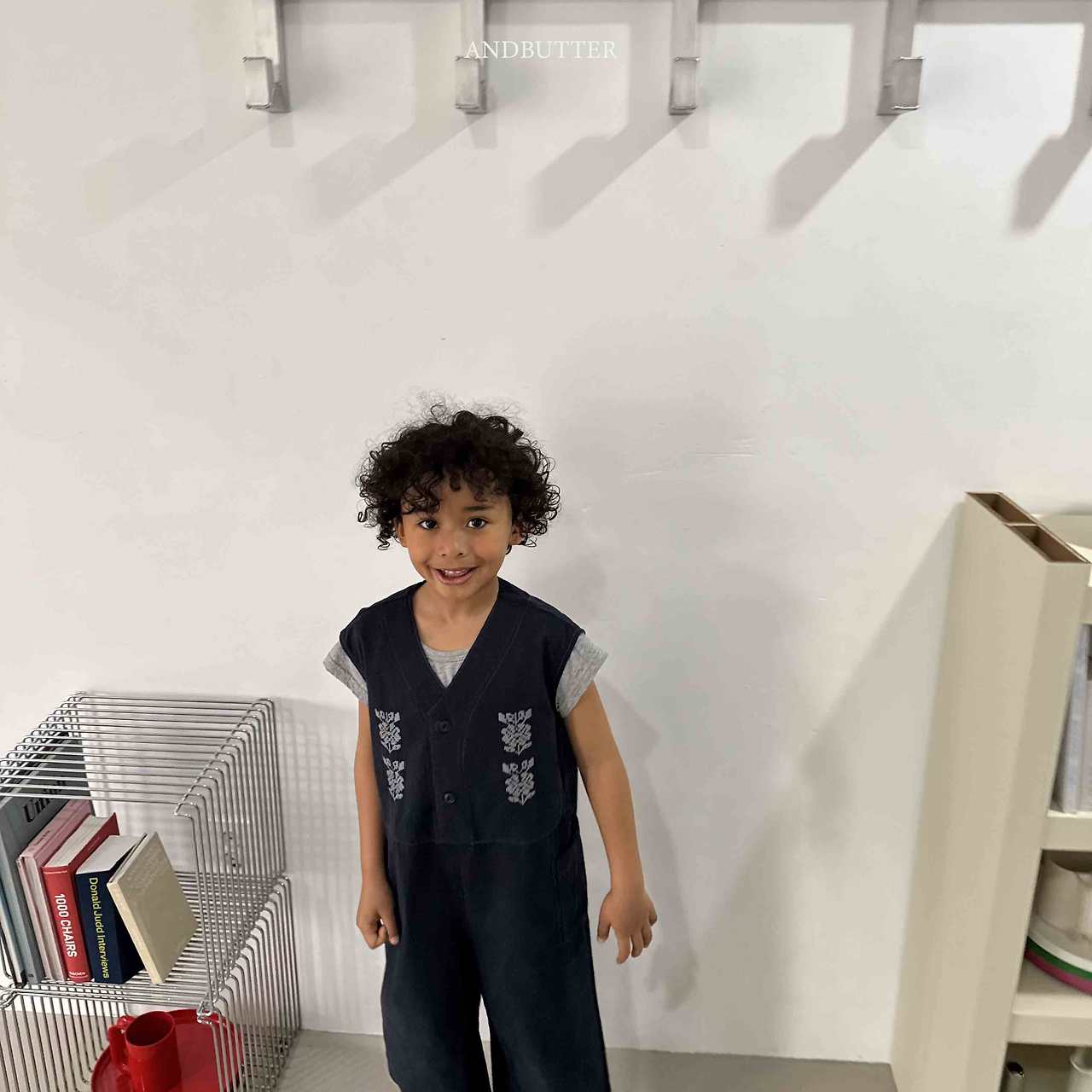 《予約》Embroidery Jump Suit / andbutter