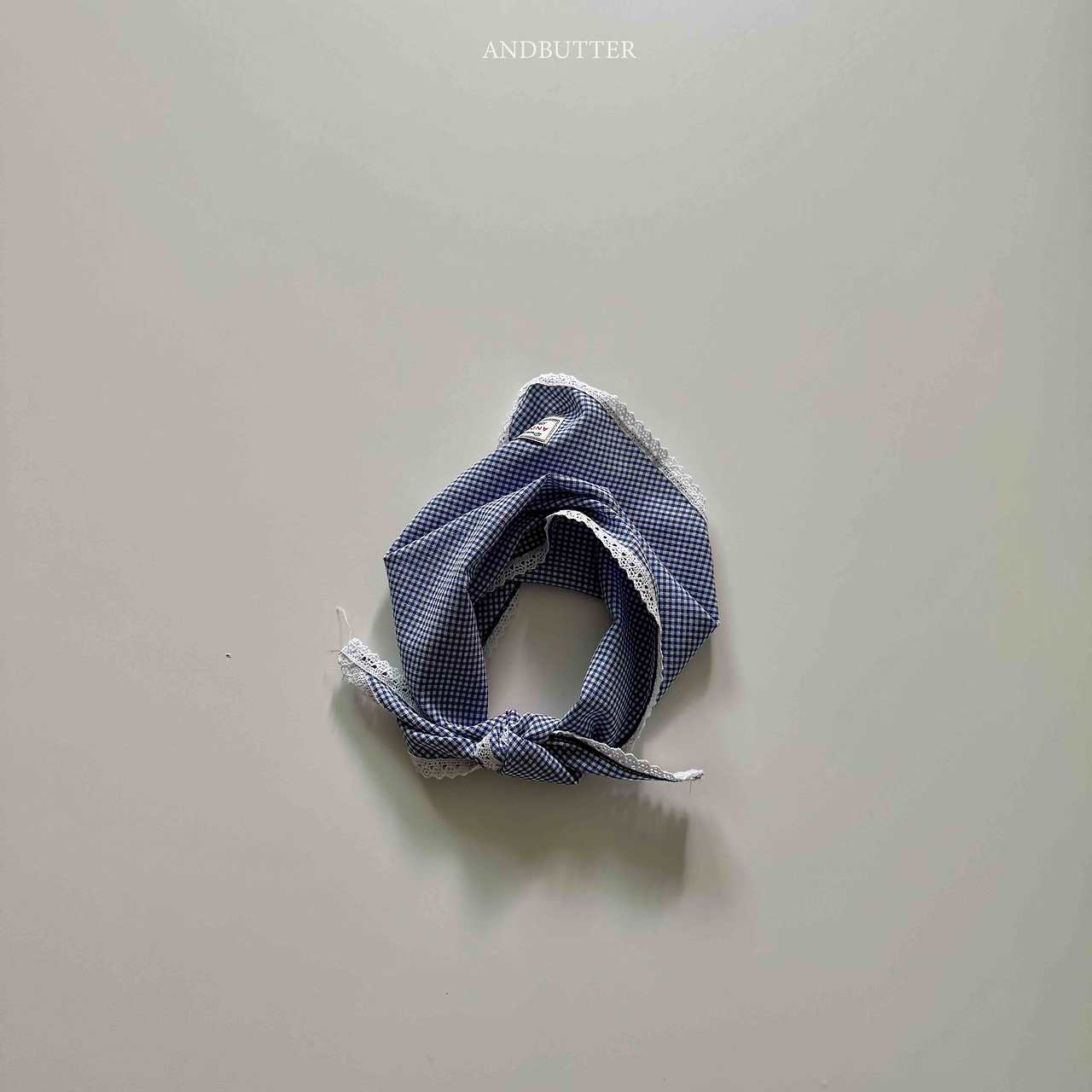 《予約》Heidi Check Kerchief / andbutter