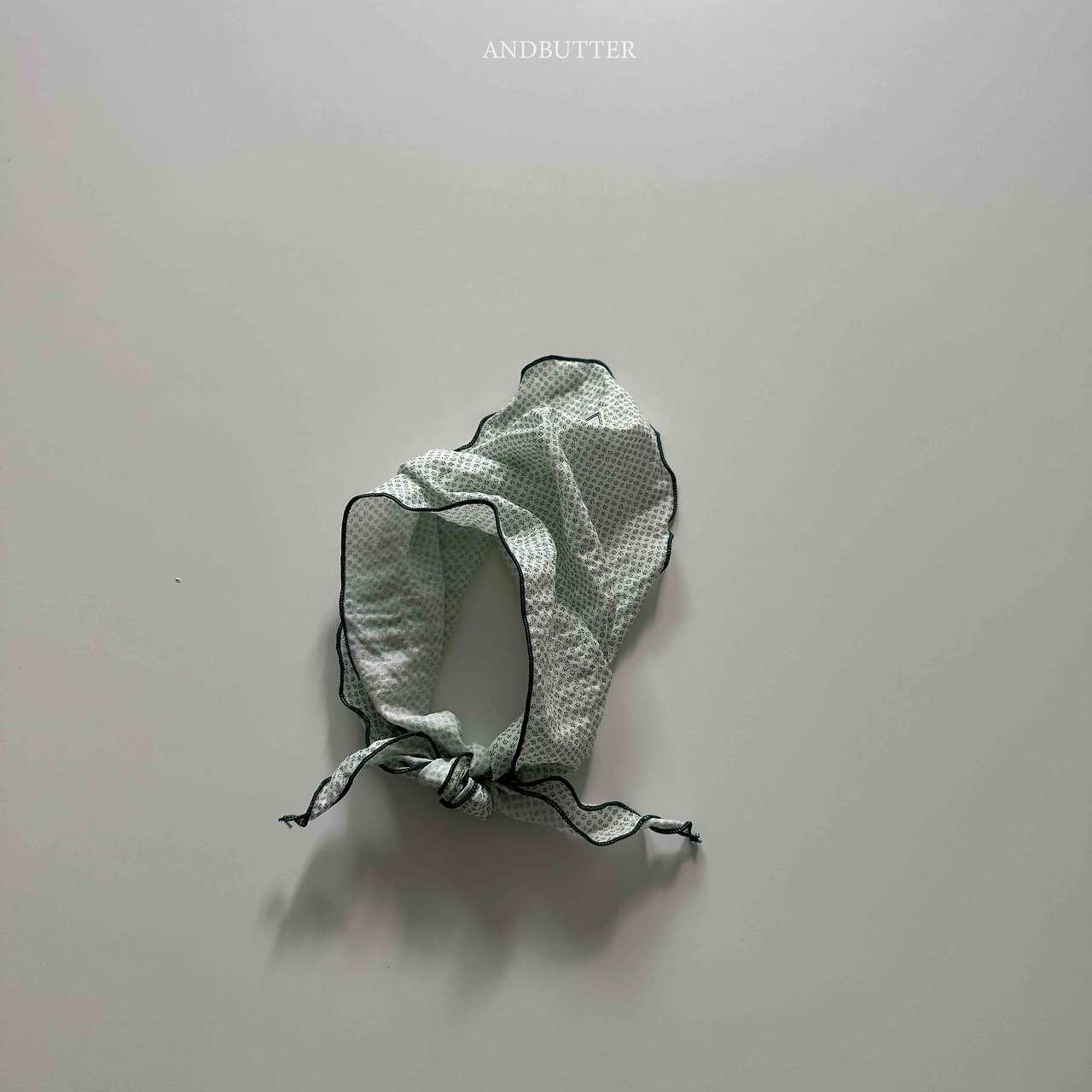 《予約》Forest Kerchief / andbutter