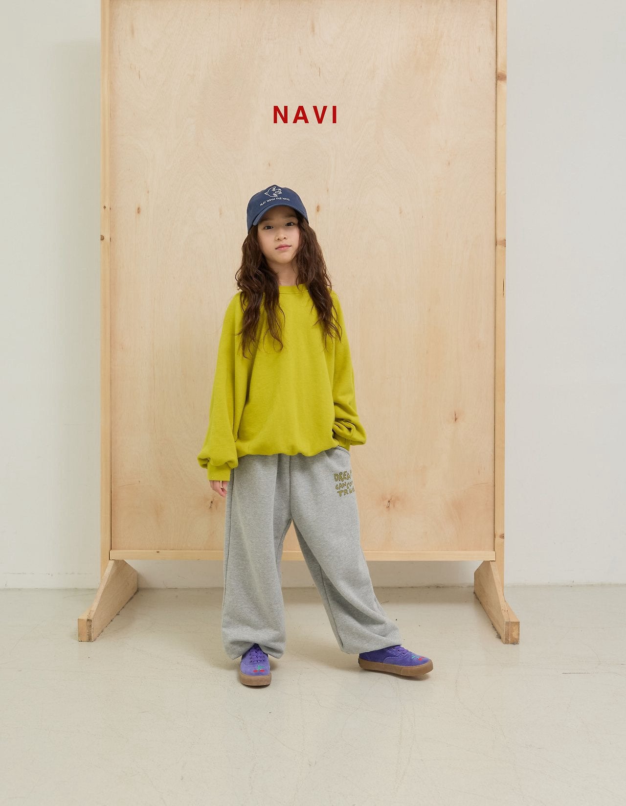 《予約》Accent Crewneck / navi.