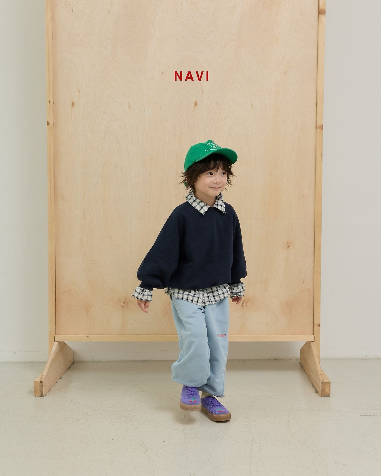 《予約》Accent Crewneck / navi.