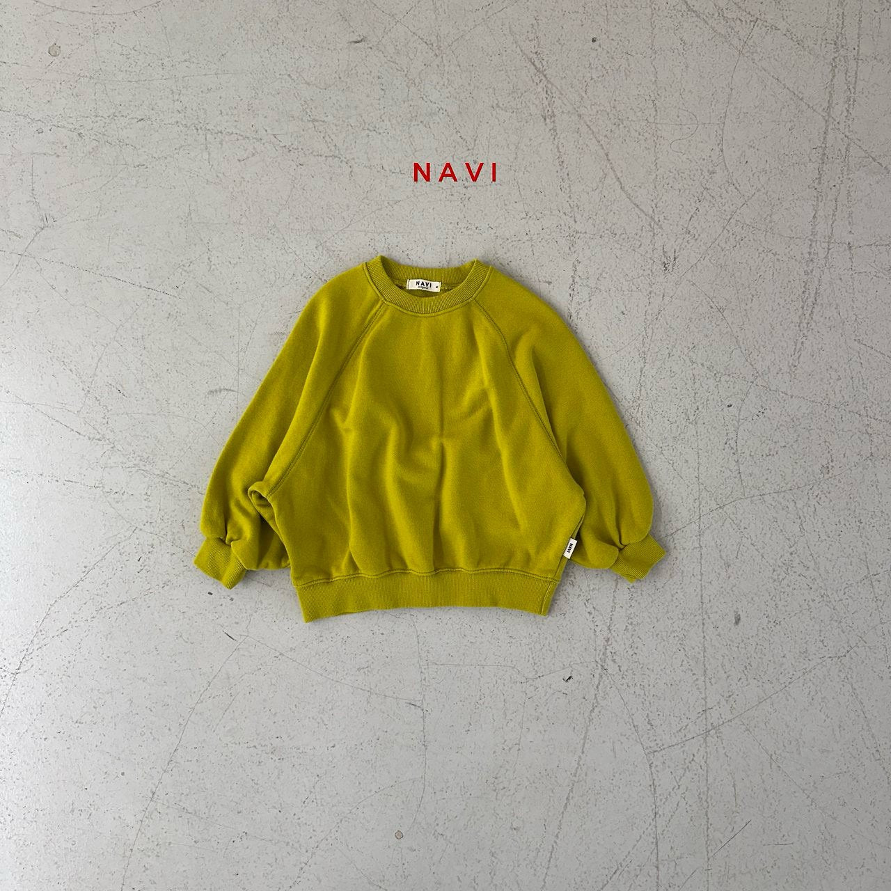 《予約》Accent Crewneck / navi.