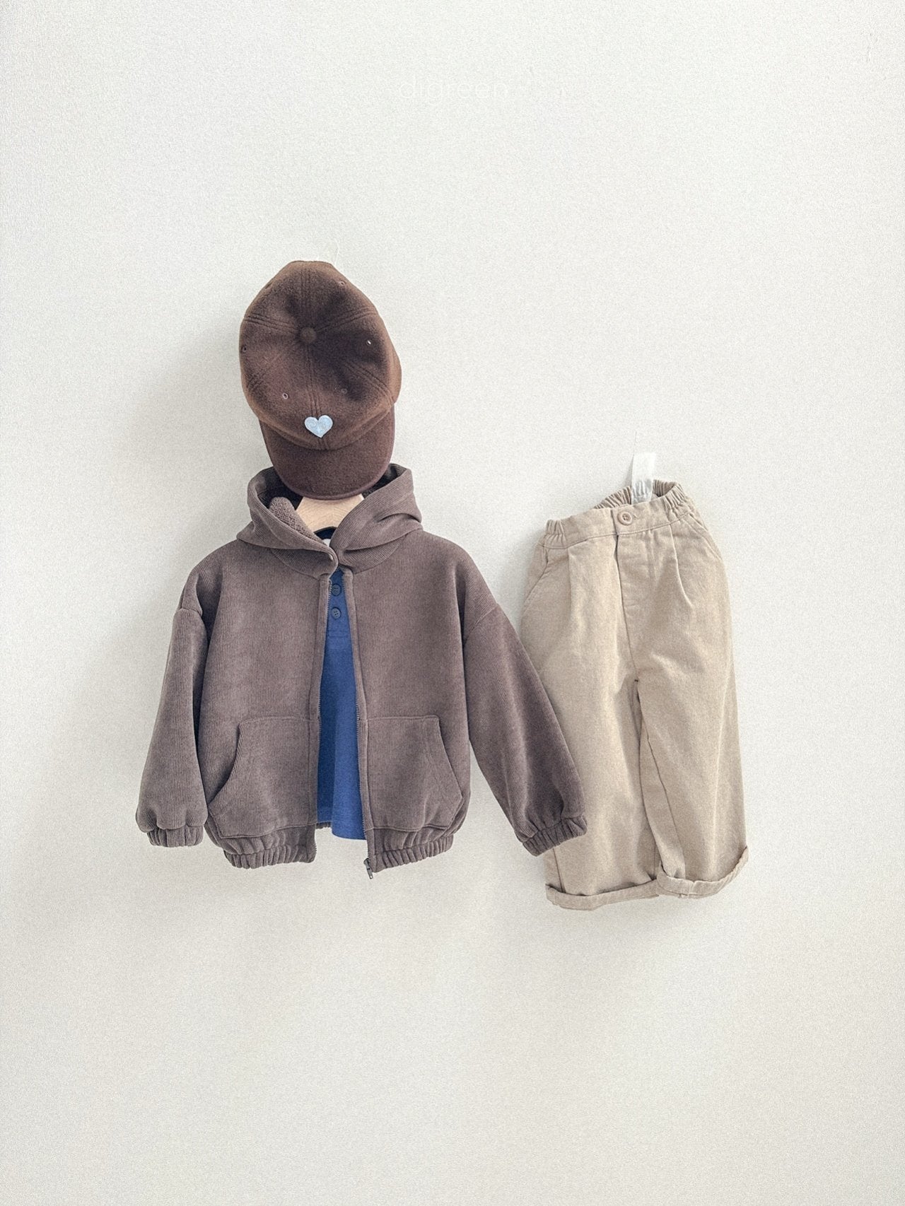 《予約》Minimal Pin Tuck pants / digreen