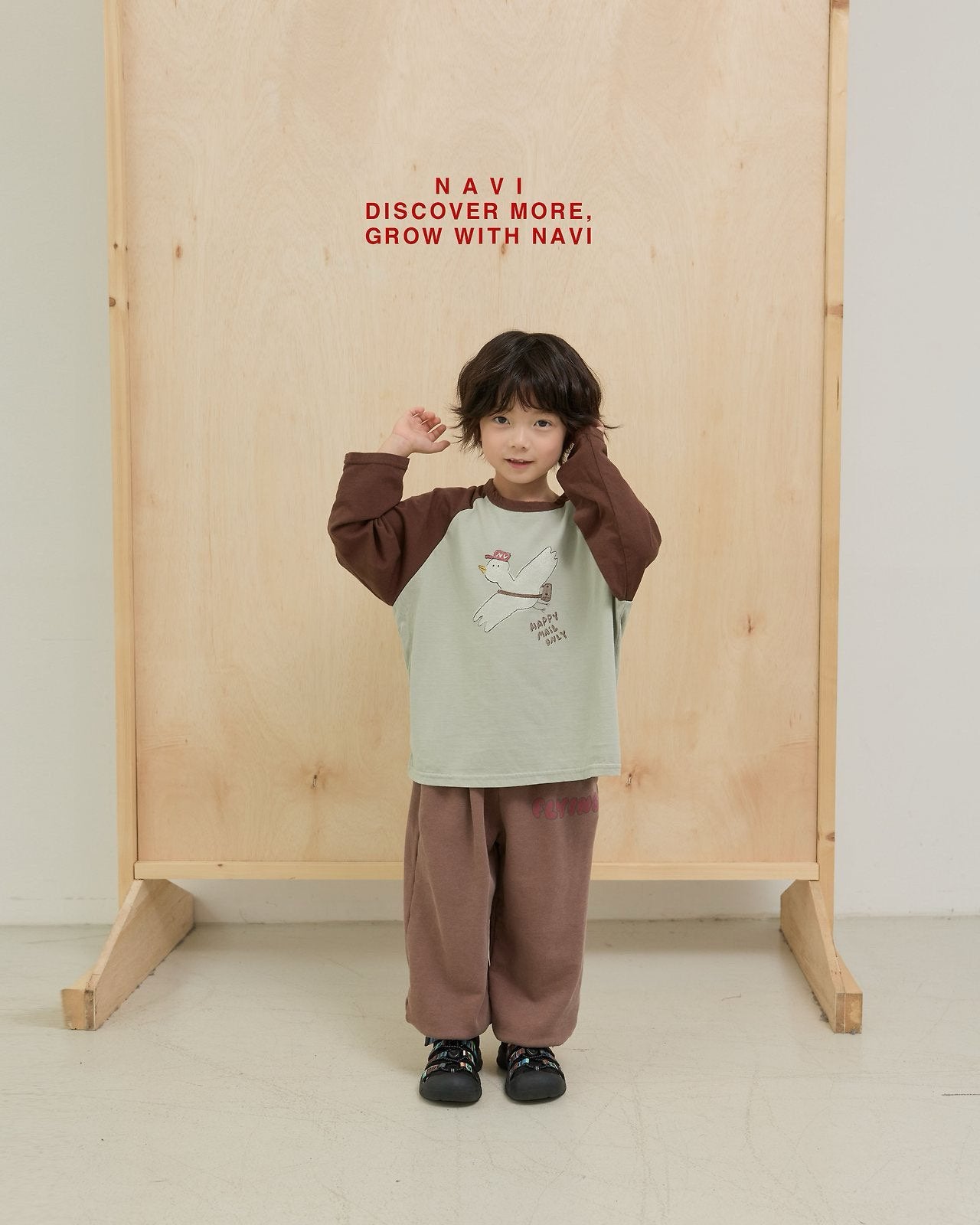 《予約》Post Raglan Tee / navi.