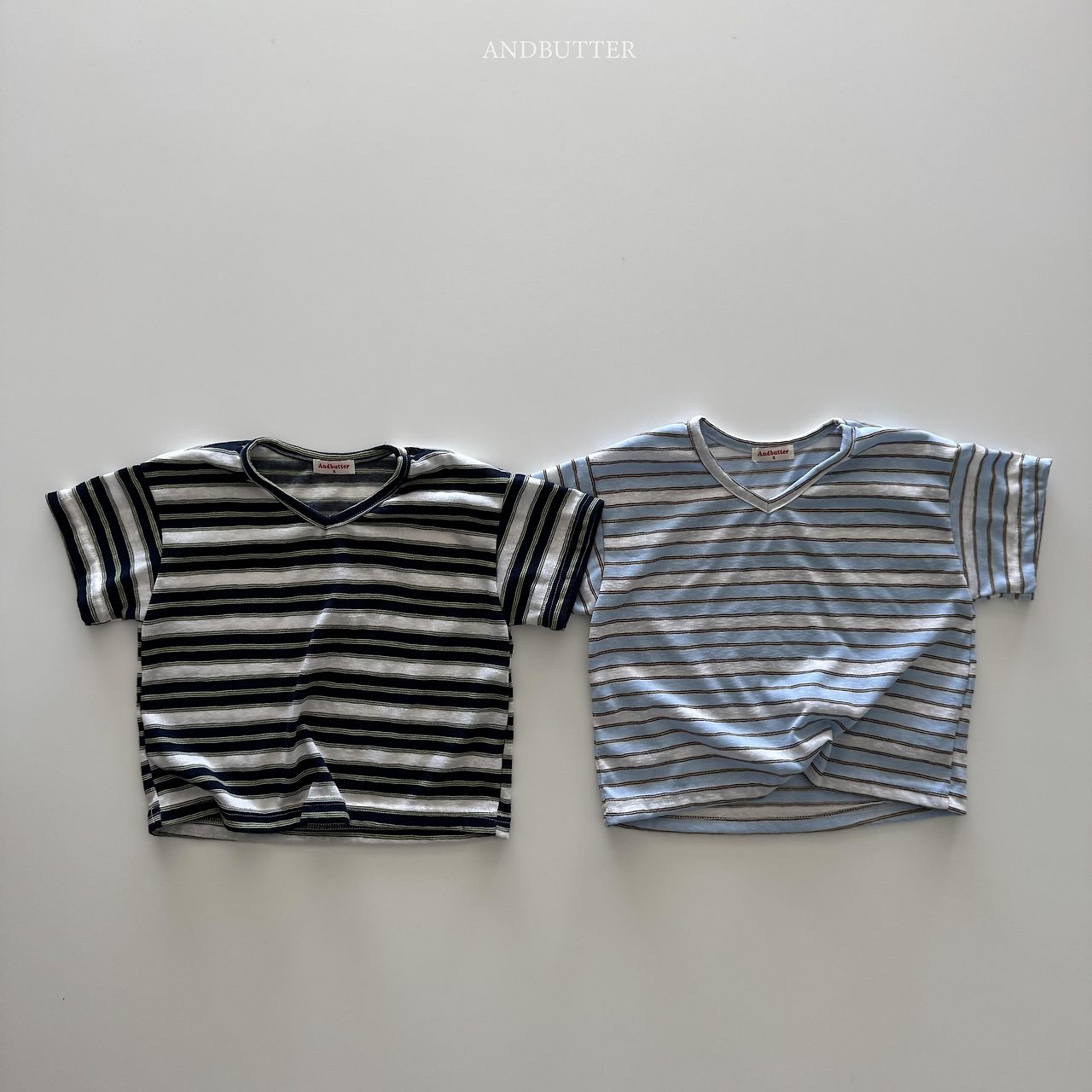 《予約》Summer V-Neck Tee / andbutter