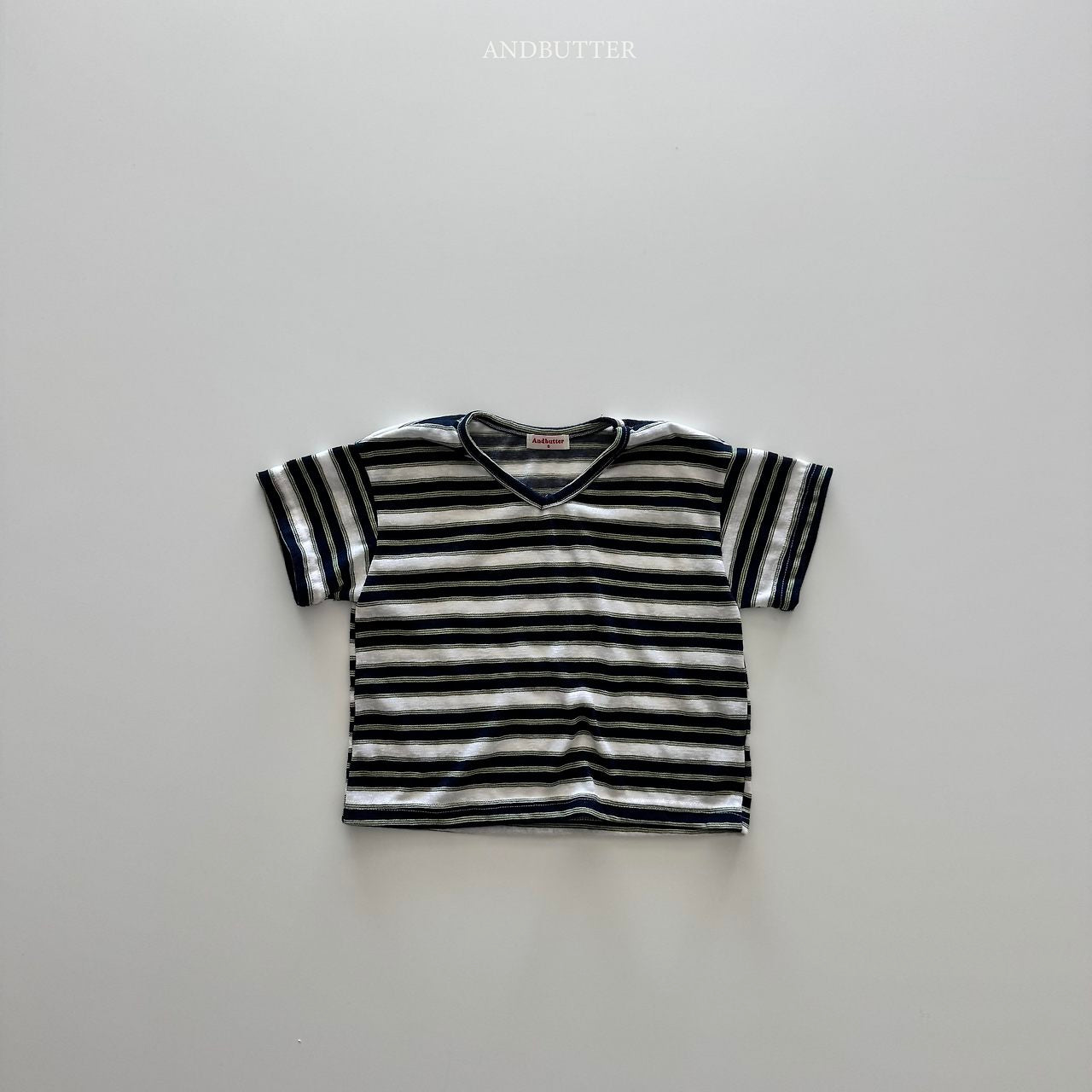 《予約》Summer V-Neck Tee / andbutter