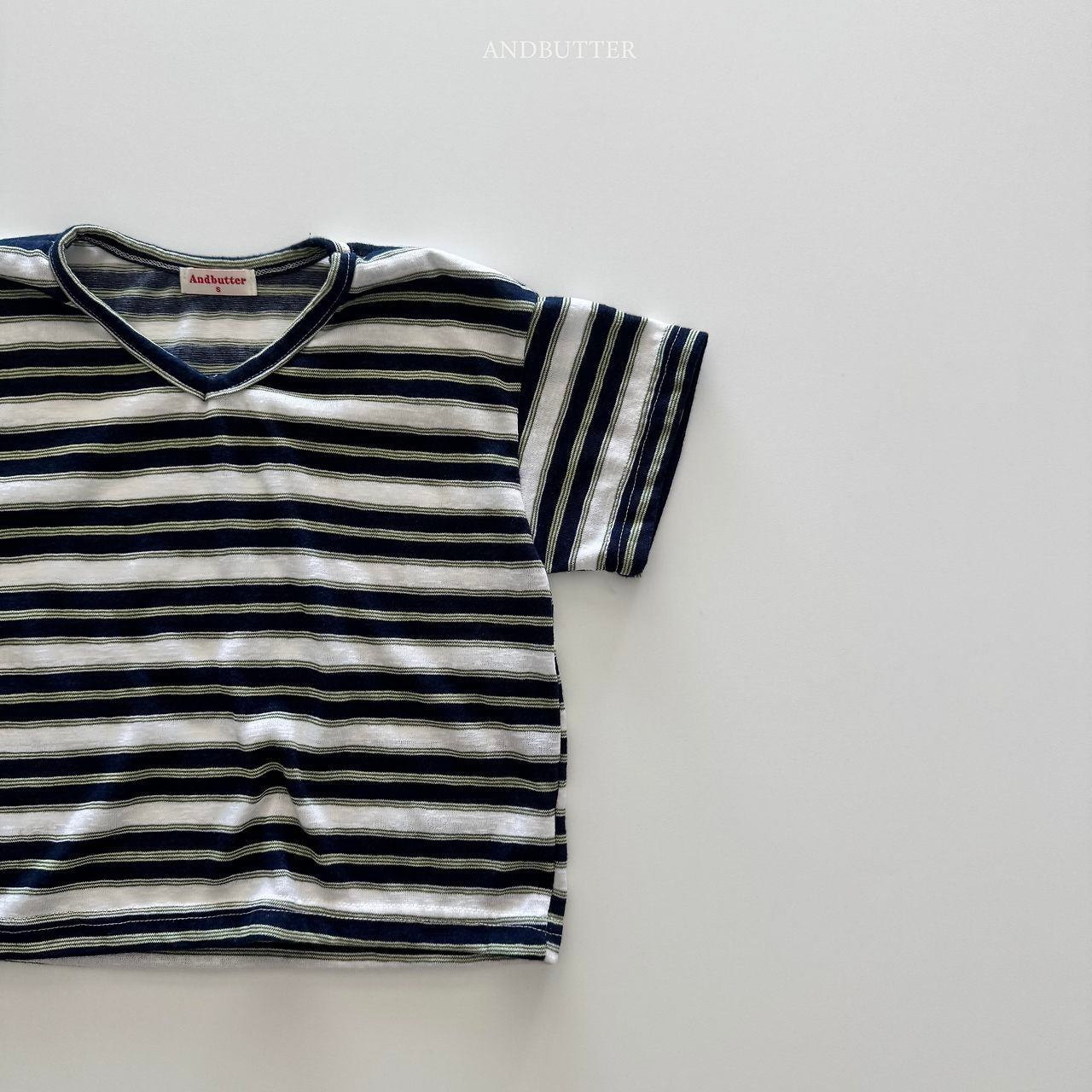 《予約》Summer V-Neck Tee / andbutter