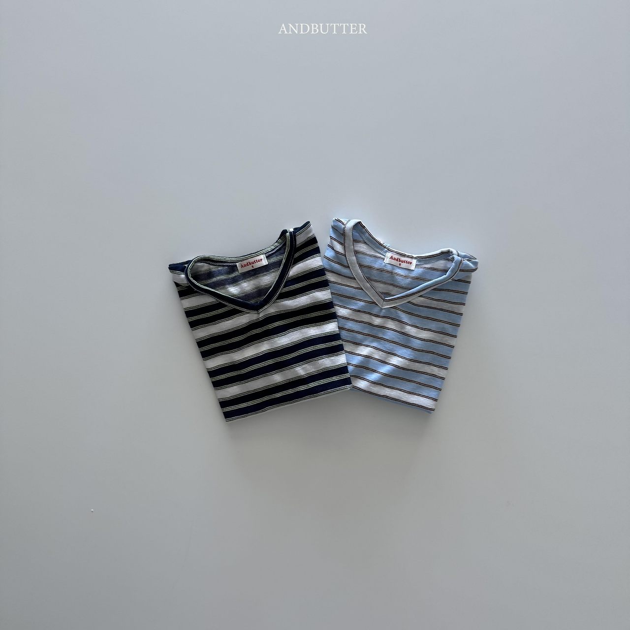 《予約》Summer V-Neck Tee / andbutter