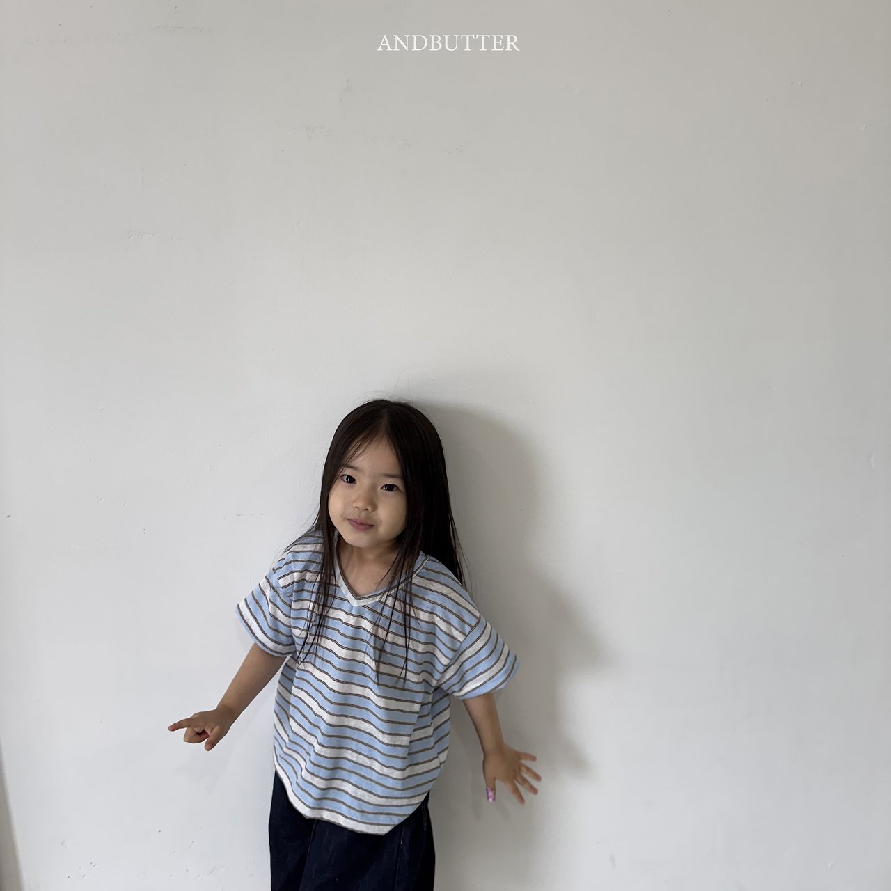 《予約》Summer V-Neck Tee / andbutter