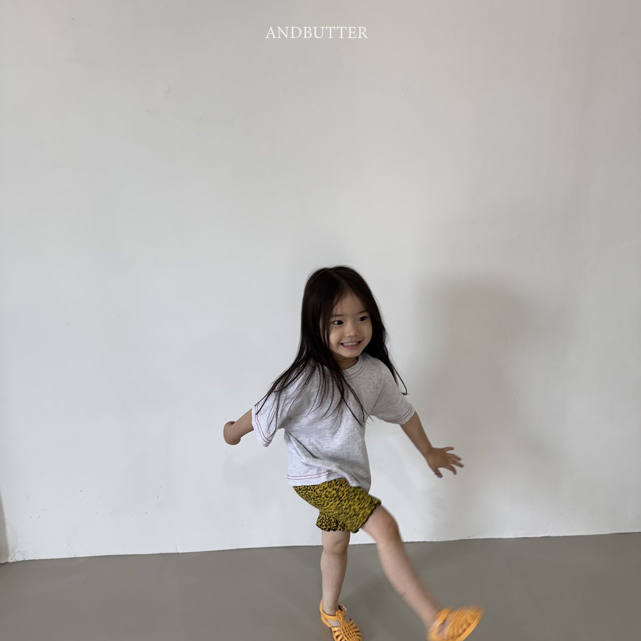 《予約》Mini Leopard Leggings / andbutter