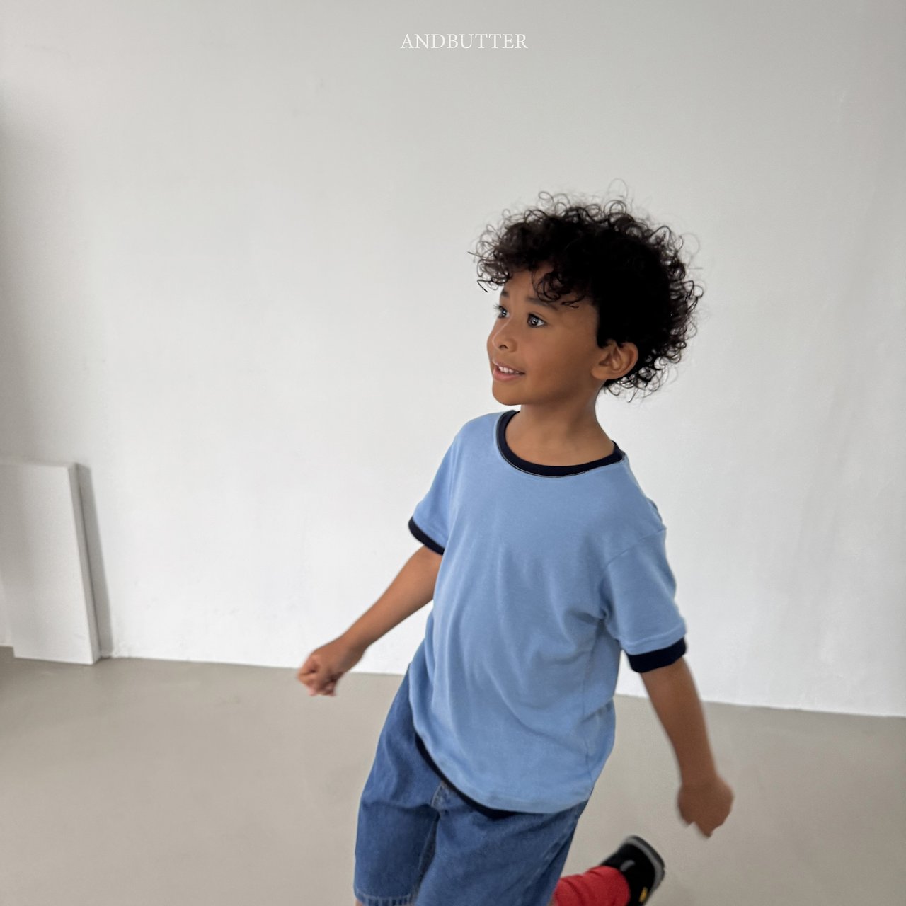 《予約》Color Match T-Shirt / andbutter