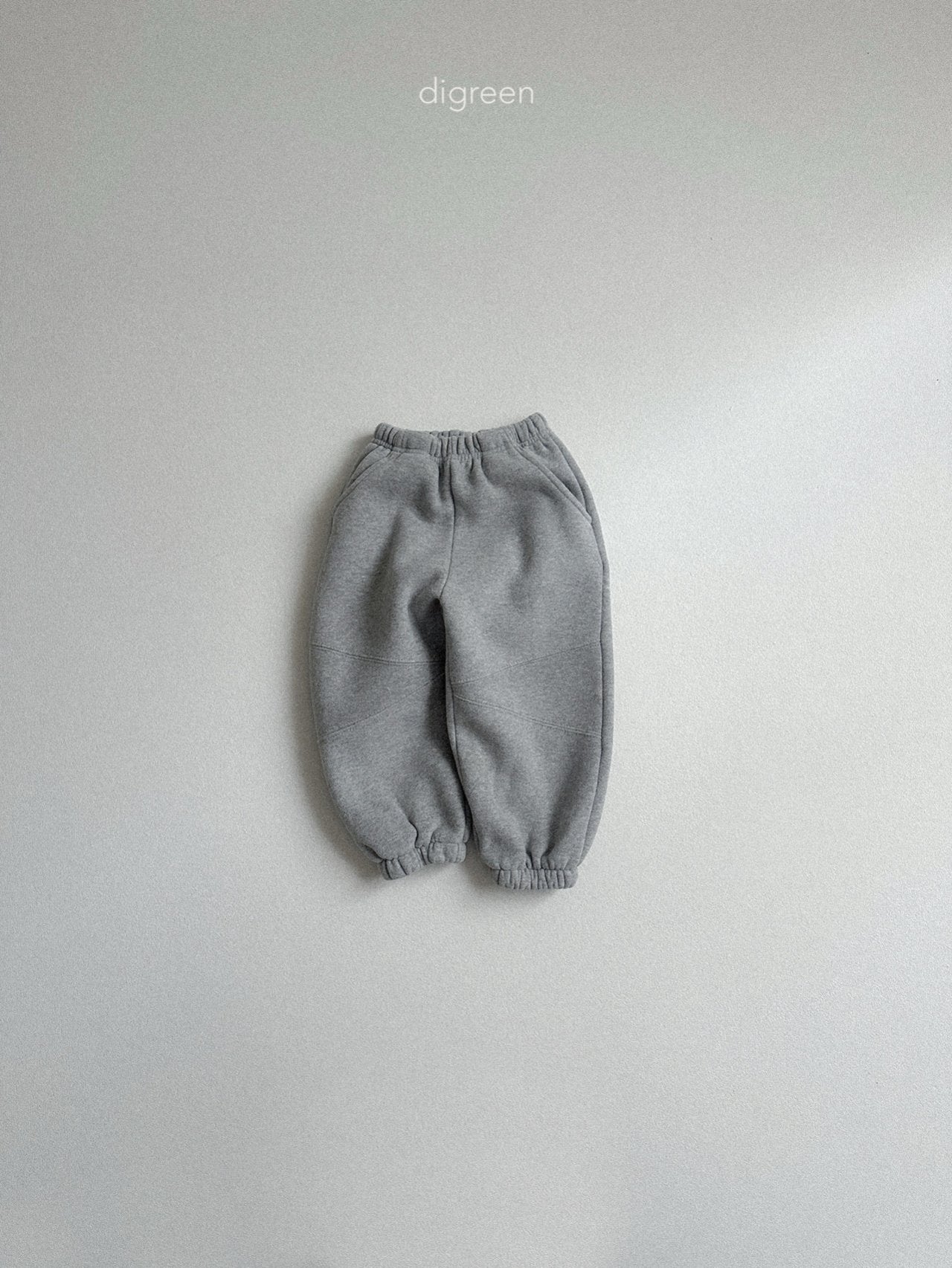 《予約》Triangle Jogger / digreen