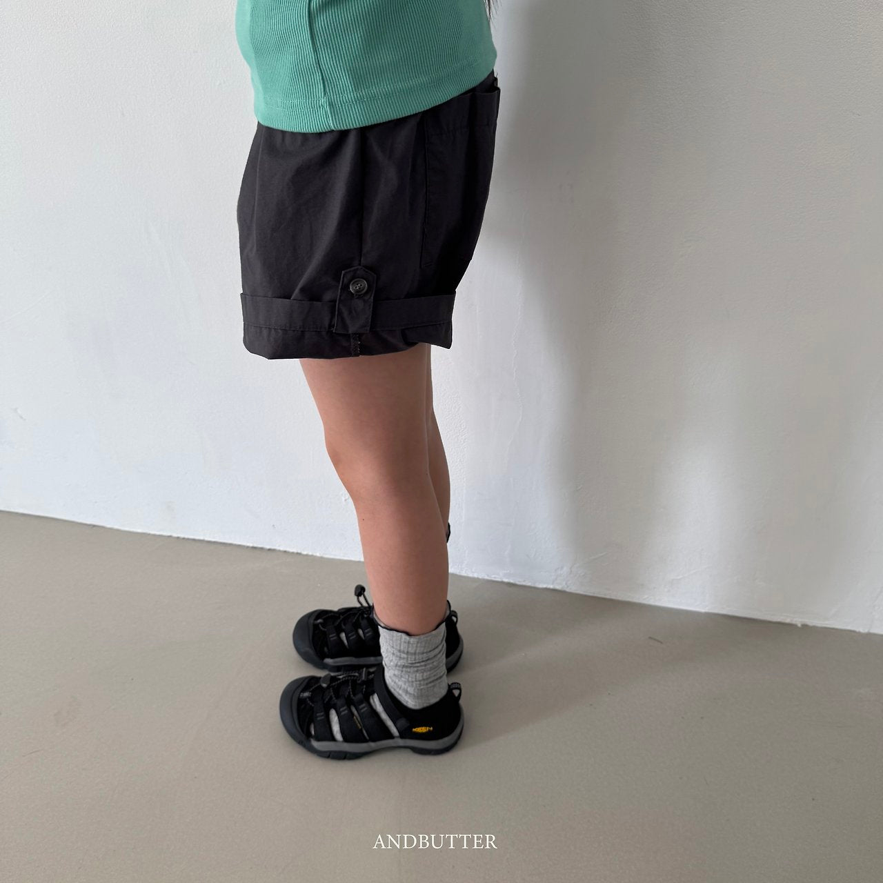 《予約》Roll-Up Pants / andbutter