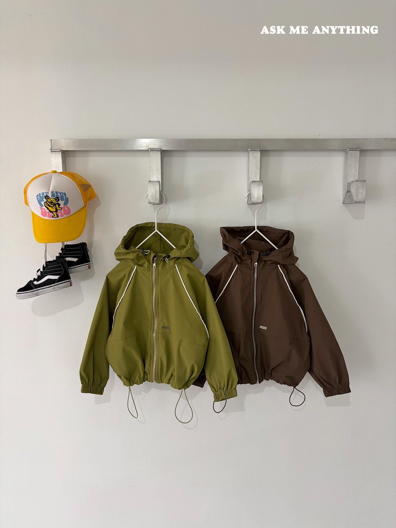 《予約》Life Windbreaker Jumper / ASK ME ANYTHING