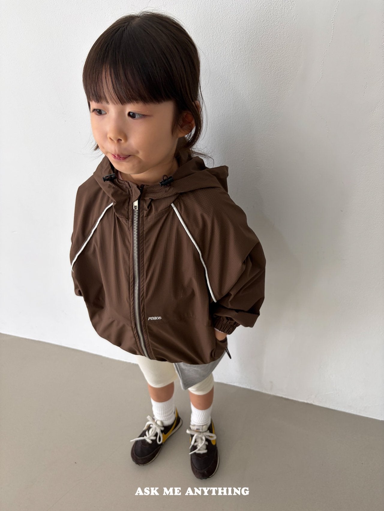 《予約》Life Windbreaker Jumper / ASK ME ANYTHING