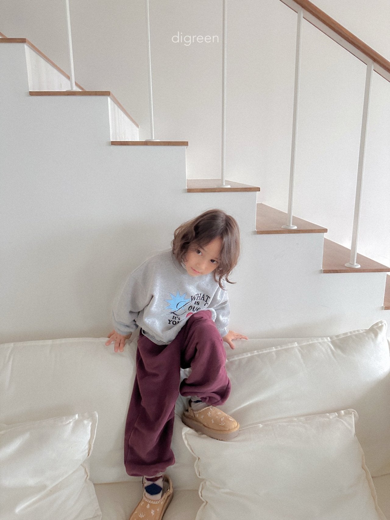 《予約》Pin Tuck Jogger Pants / digreen