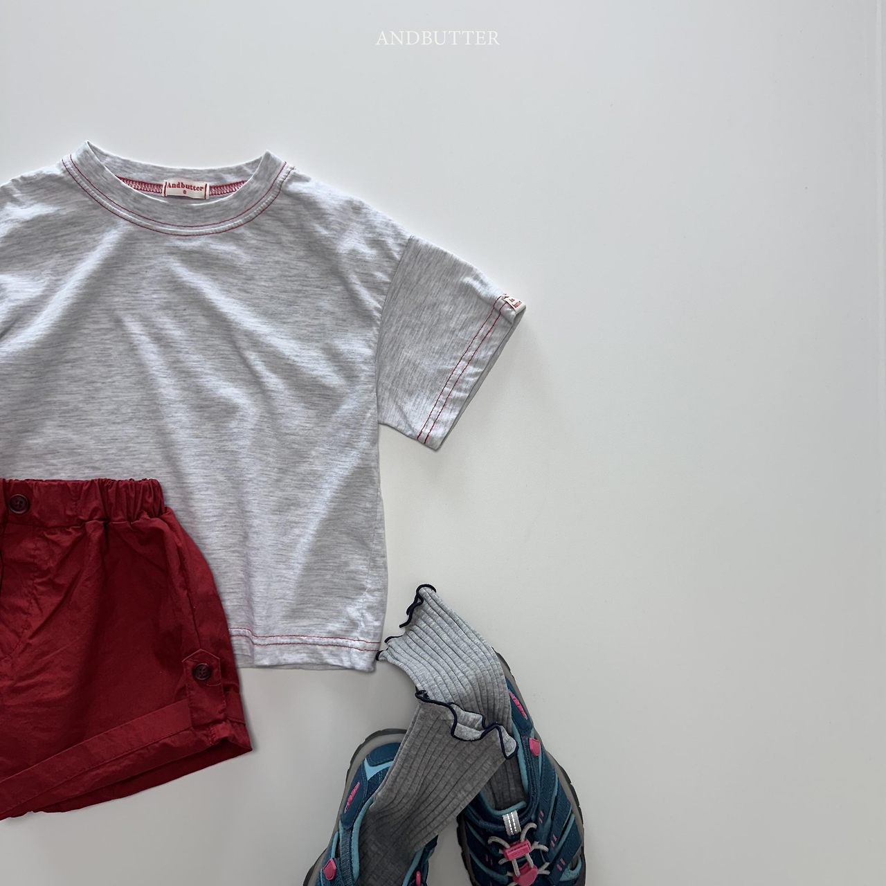 《予約》Stitch Point T-Shirt / andbutter