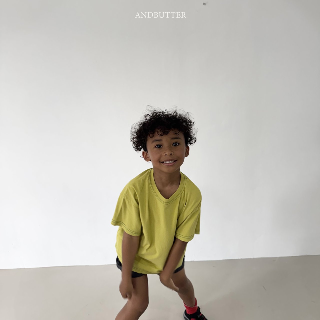 《予約》Stitch Point T-Shirt / andbutter