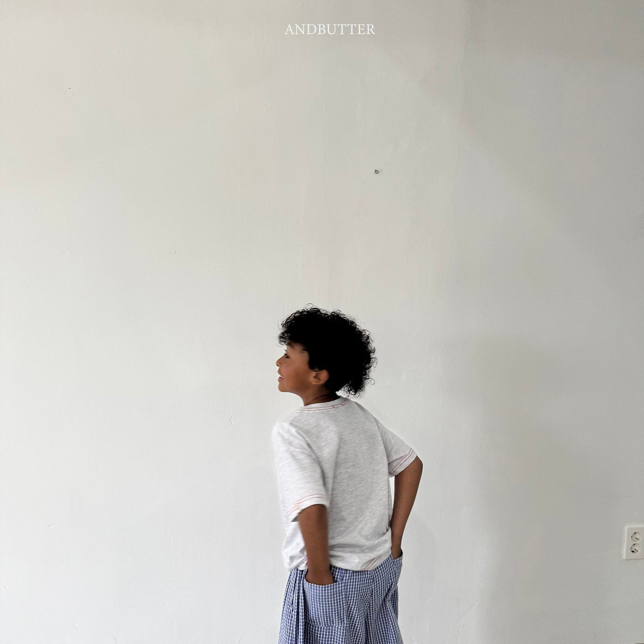 《予約》Stitch Point T-Shirt / andbutter