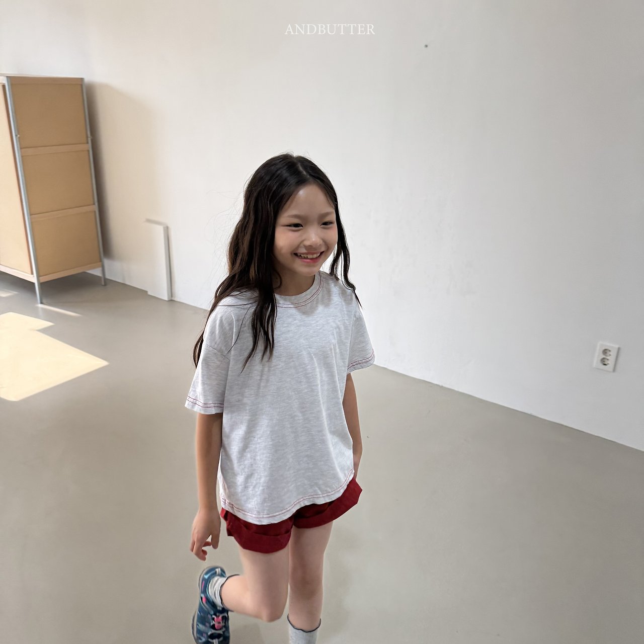 《予約》Stitch Point T-Shirt / andbutter