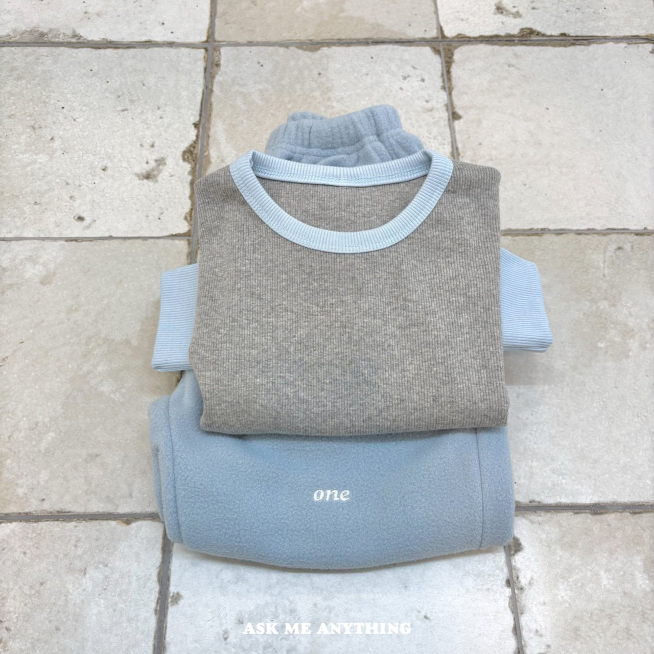 《予約》Chacha Stripe Tee / ASK ME ANYTHING