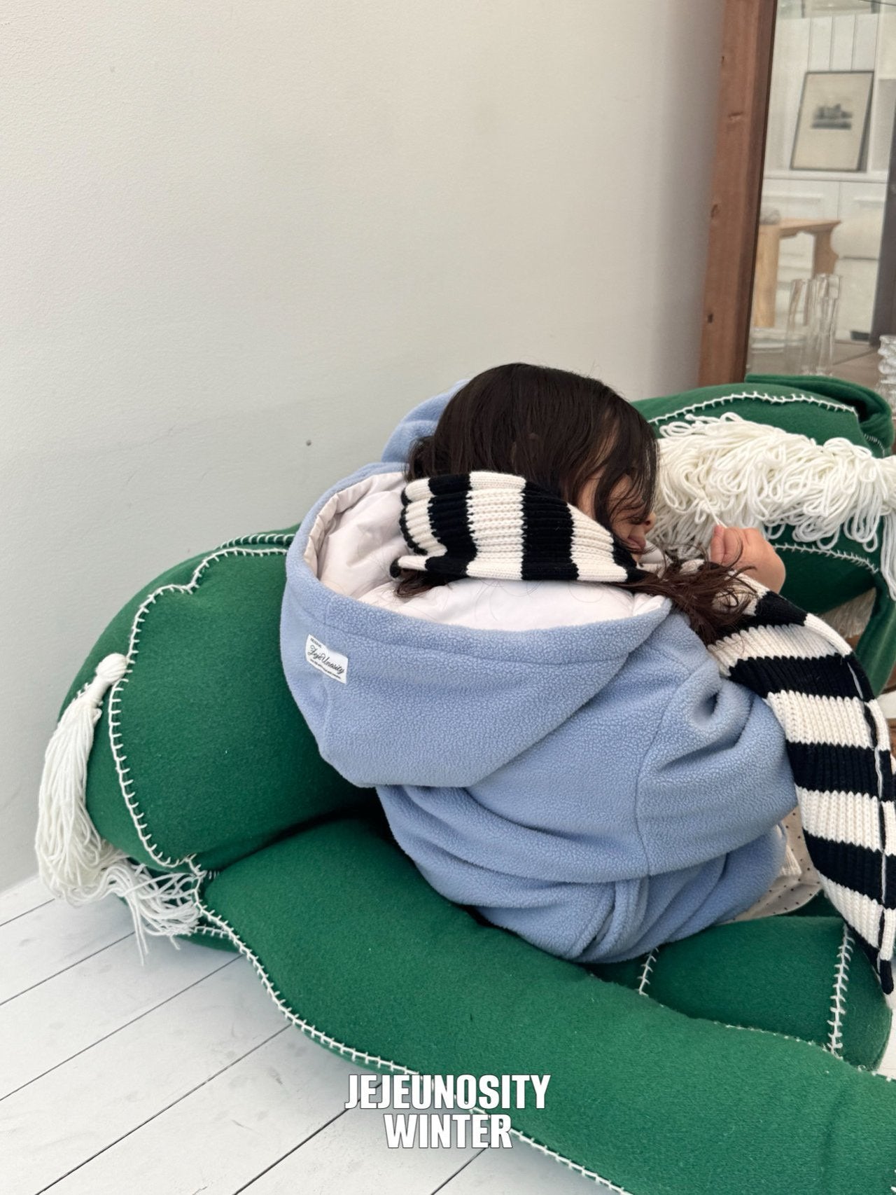 《予約》Reversible Hood Jumper / JEJEUNOSITY