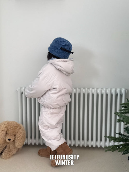 《予約》Reversible Hood Jumper / JEJEUNOSITY