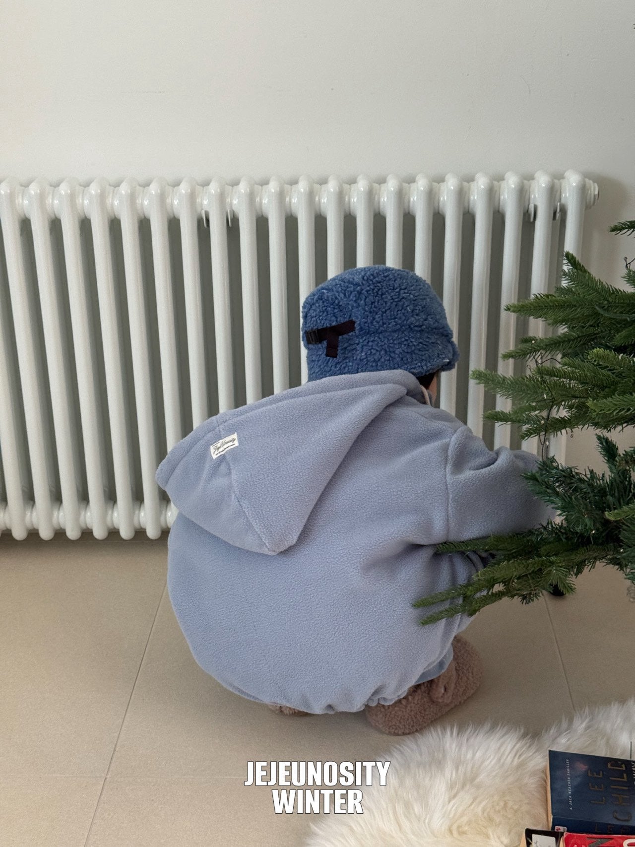 《予約》Reversible Hood Jumper / JEJEUNOSITY