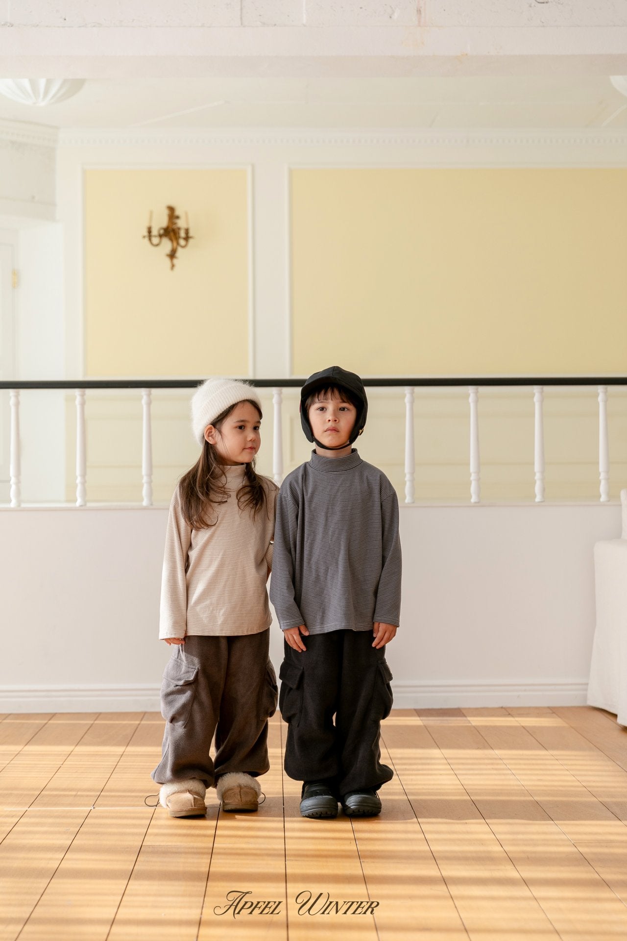 《予約》Fluffy Cargo Pants / APFEL