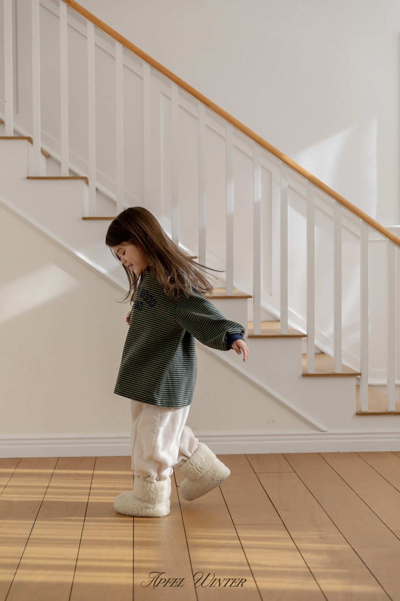 《予約》Explosive Color Pants / APFEL