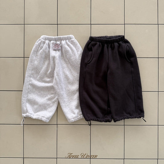 《予約》Milk Jogger Pants / APFEL