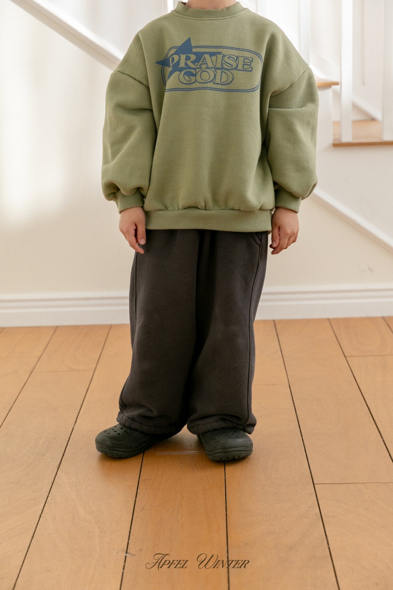 《予約》Milk Jogger Pants / APFEL