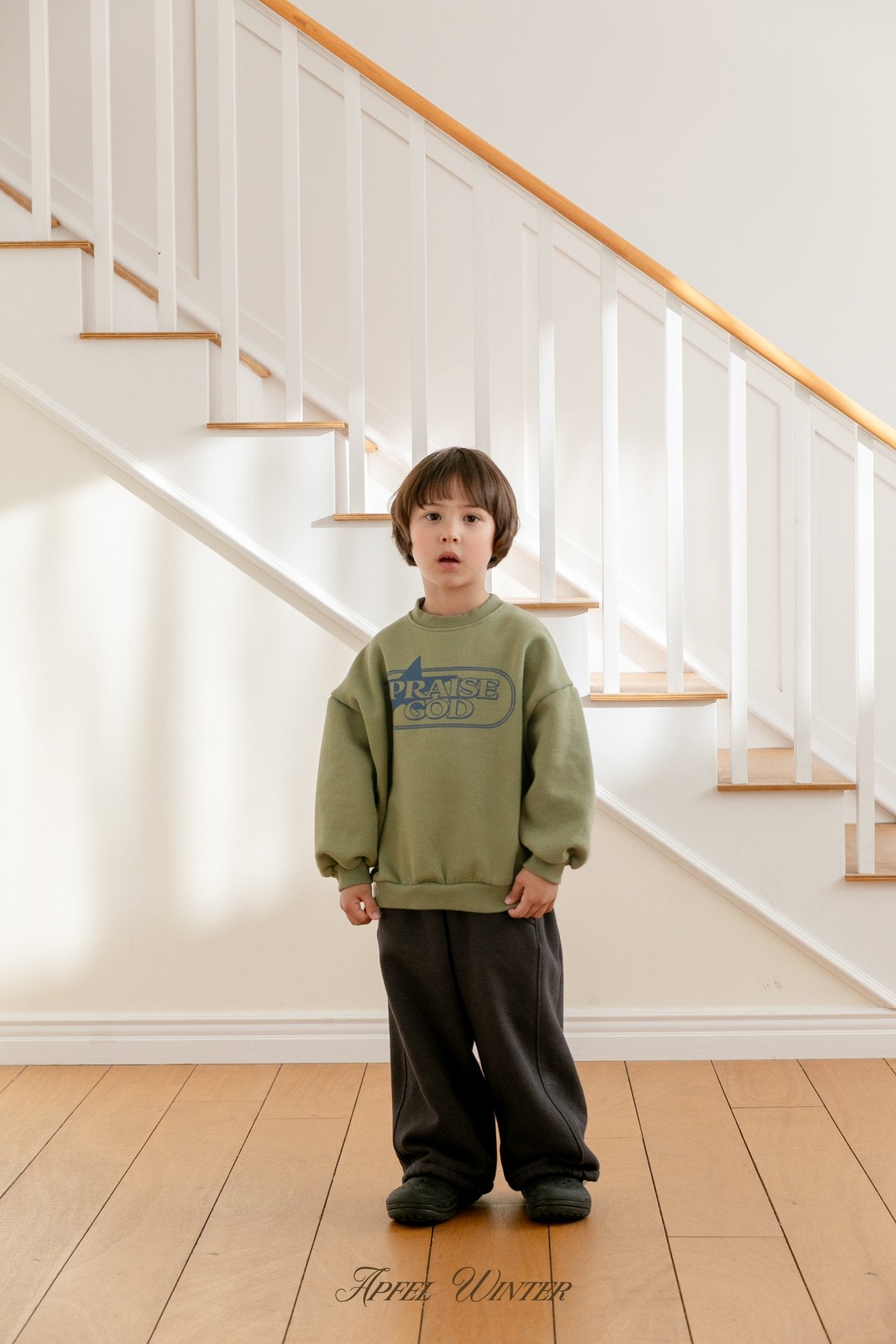 《予約》Milk Jogger Pants / APFEL