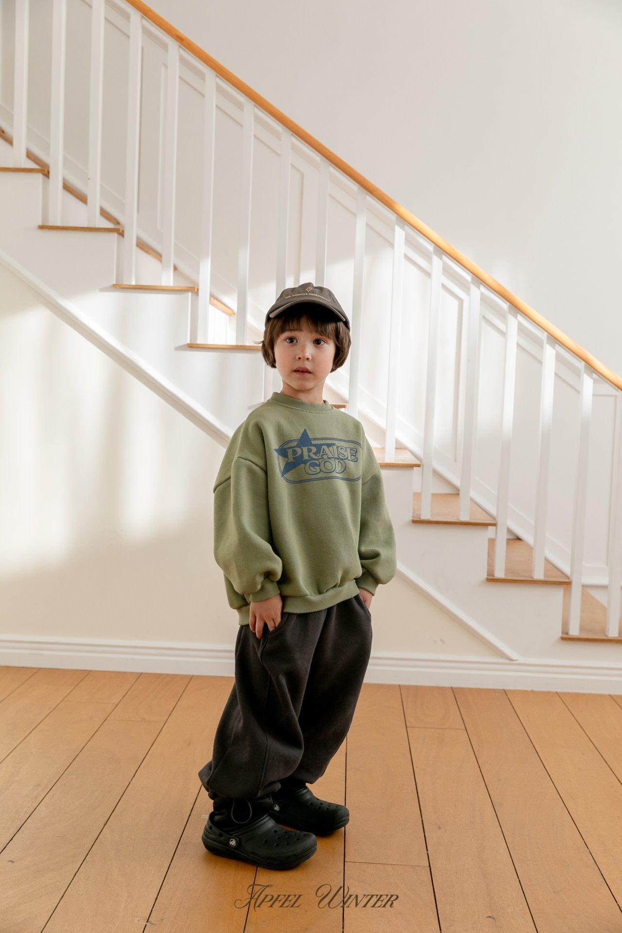 《予約》Milk Jogger Pants / APFEL