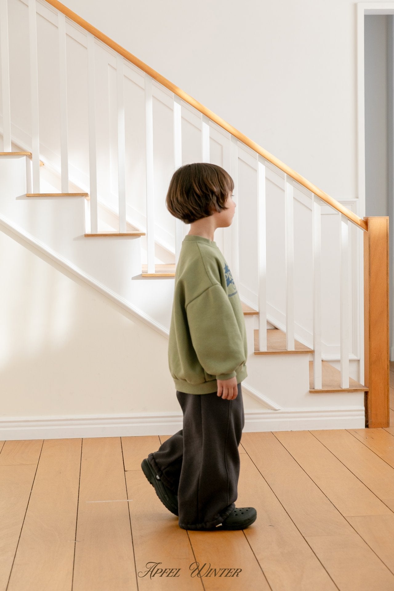 《予約》Milk Jogger Pants / APFEL