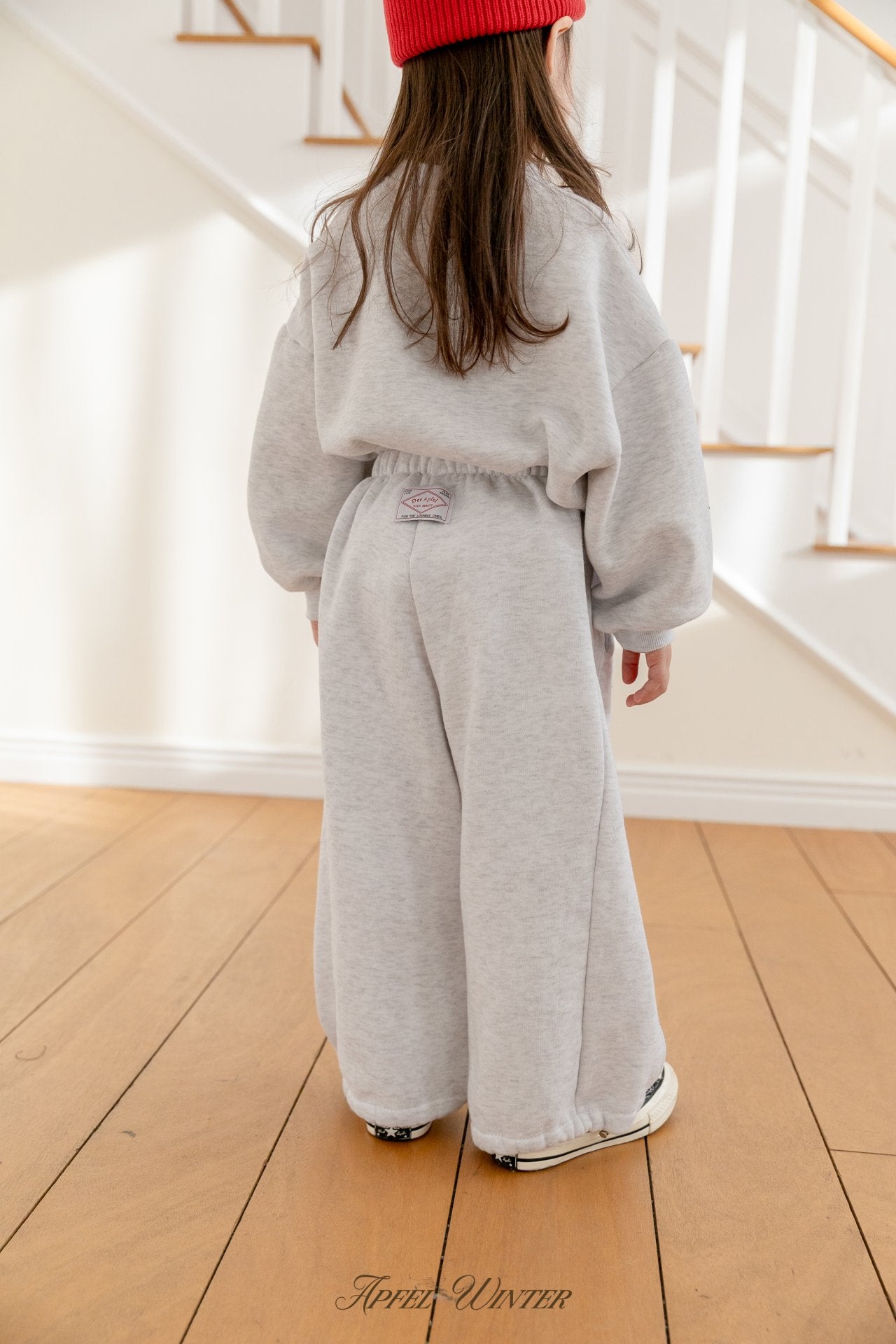 《予約》Milk Jogger Pants / APFEL