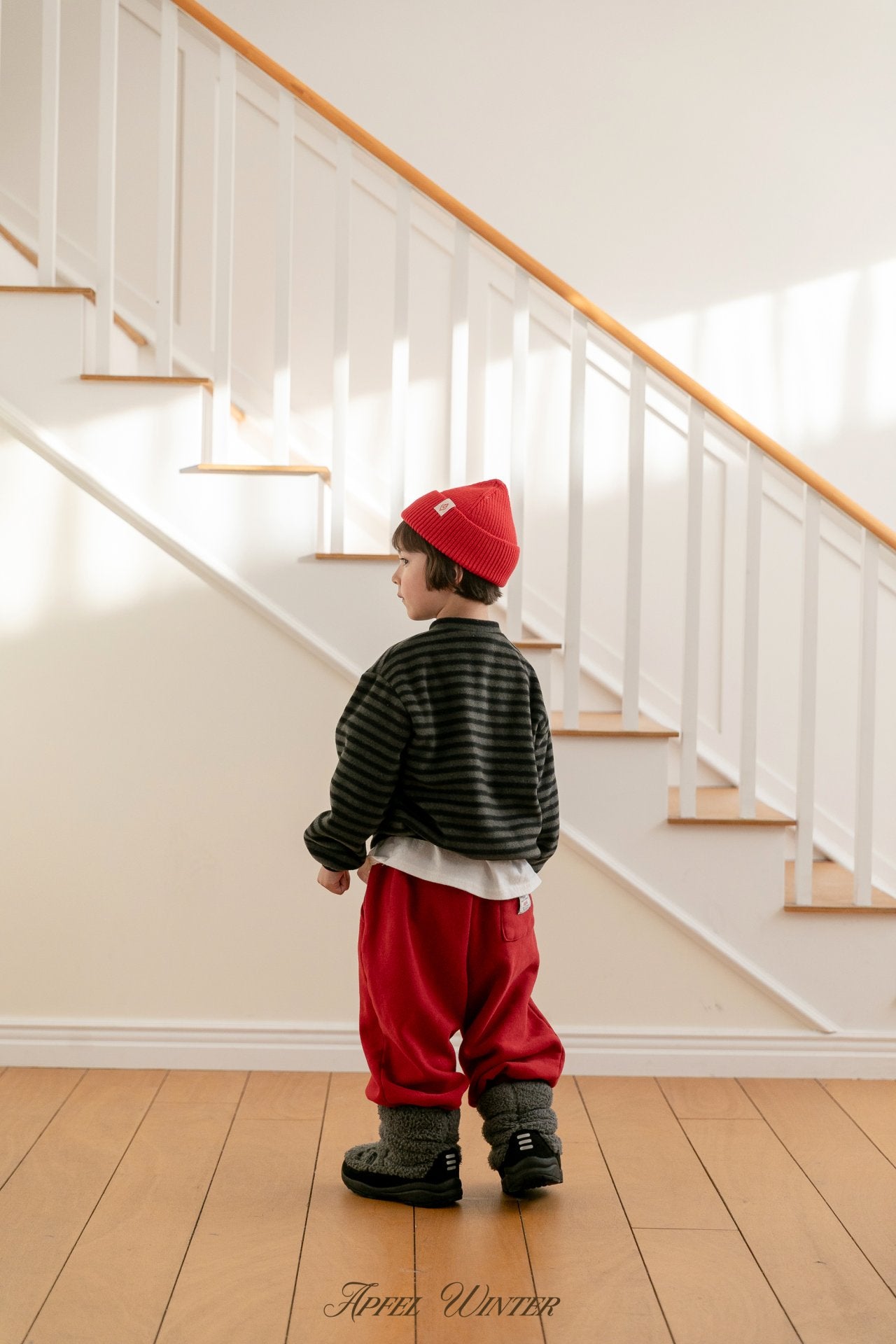 《予約》Popo Line Cardigan / APFEL