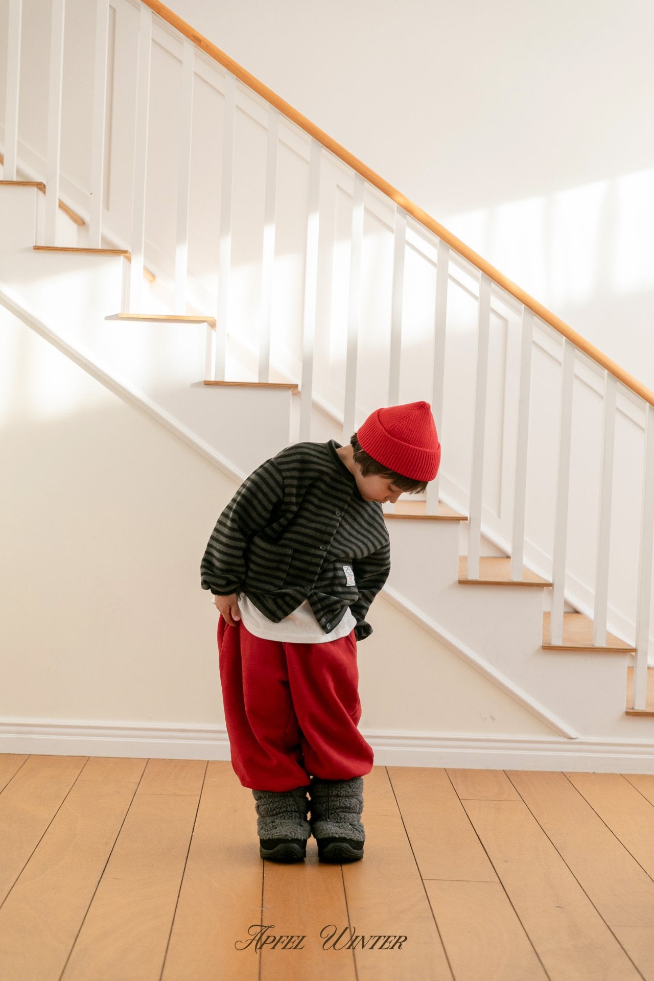 《予約》Popo Line Cardigan / APFEL