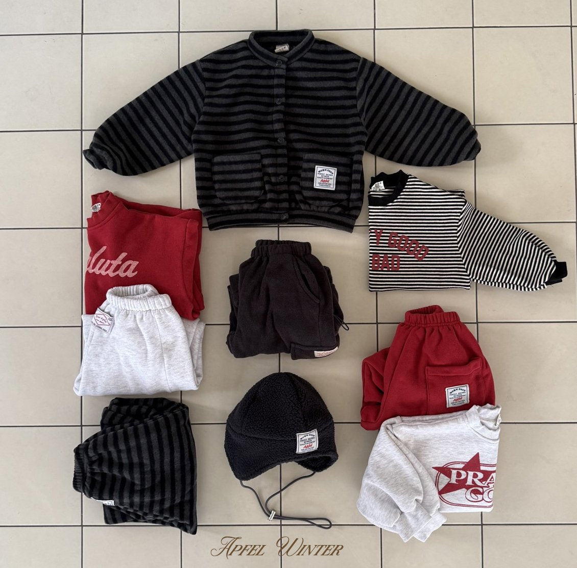 《予約》Popo Line Cardigan / APFEL