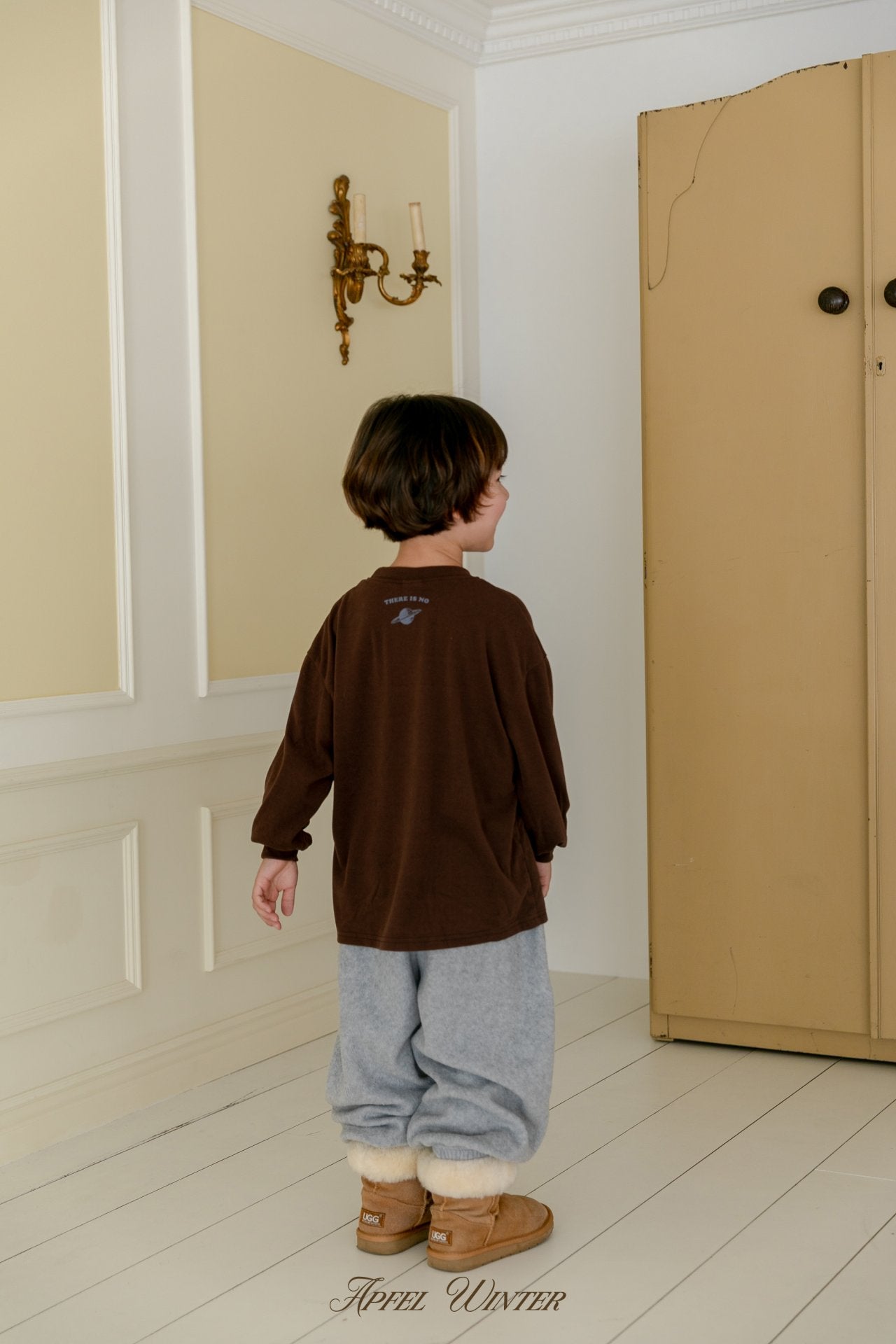 《予約》Hmong Tee / APFEL