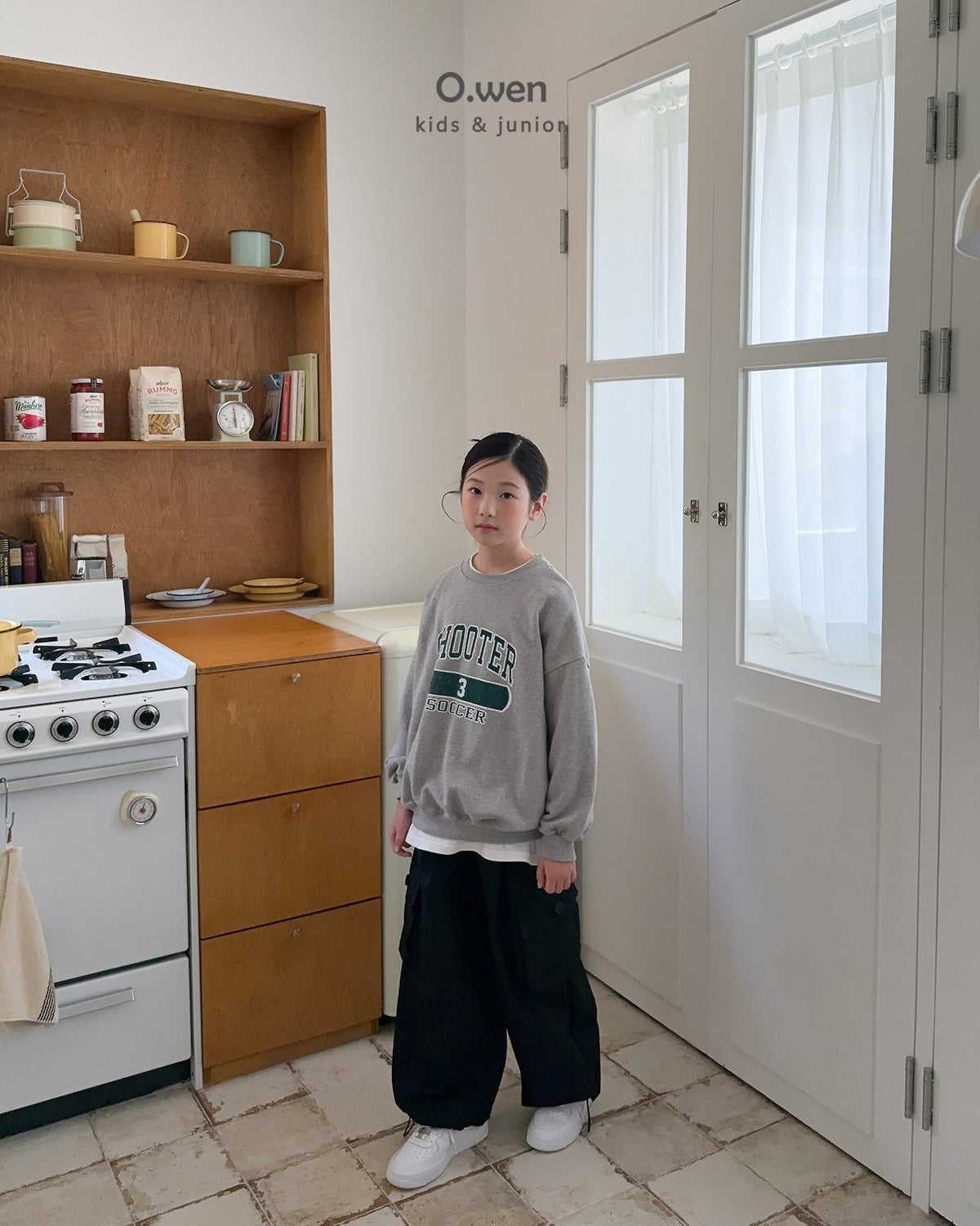 《予約》Shooter Sweatshirt / O.wen
