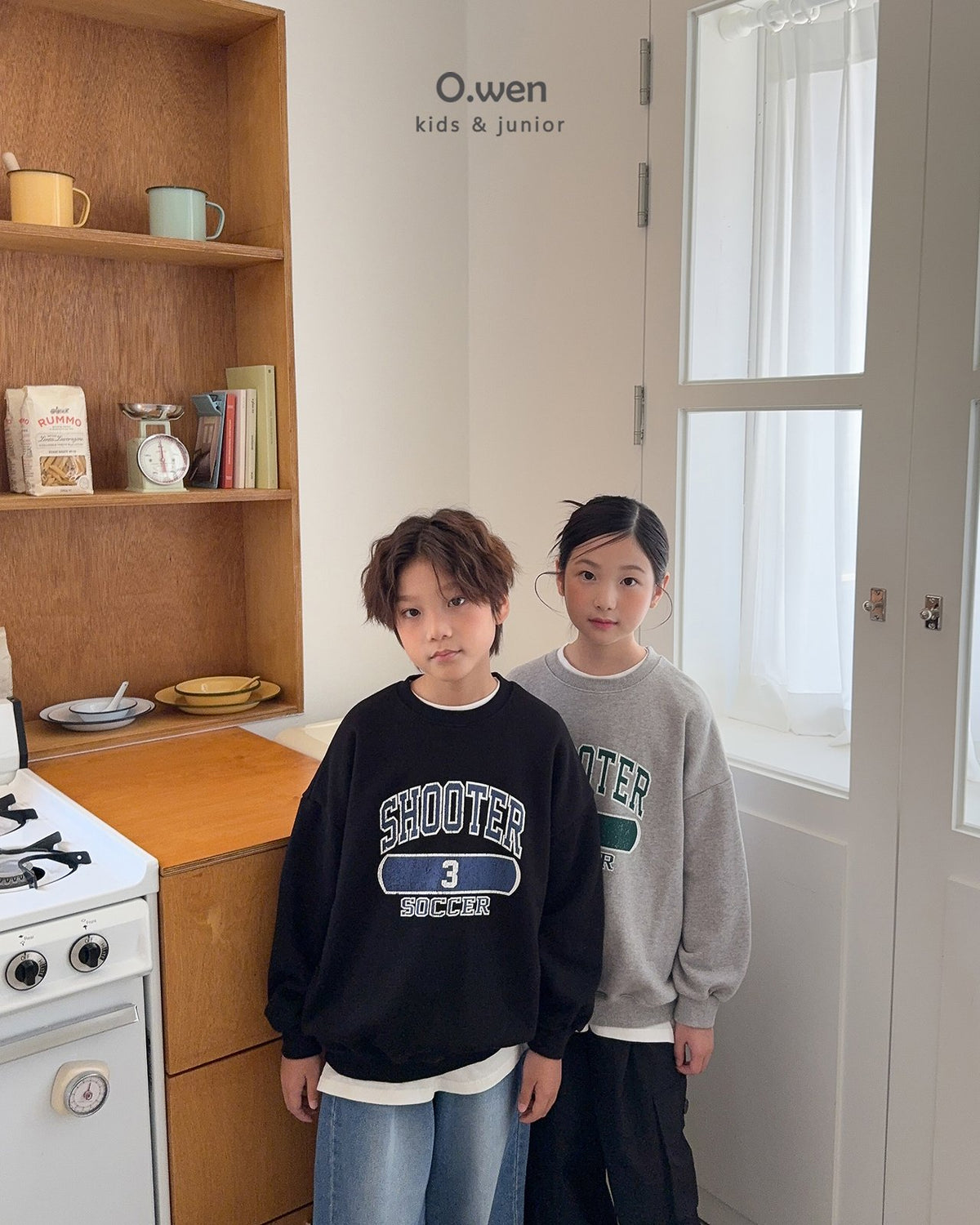 《予約》Shooter Sweatshirt / O.wen