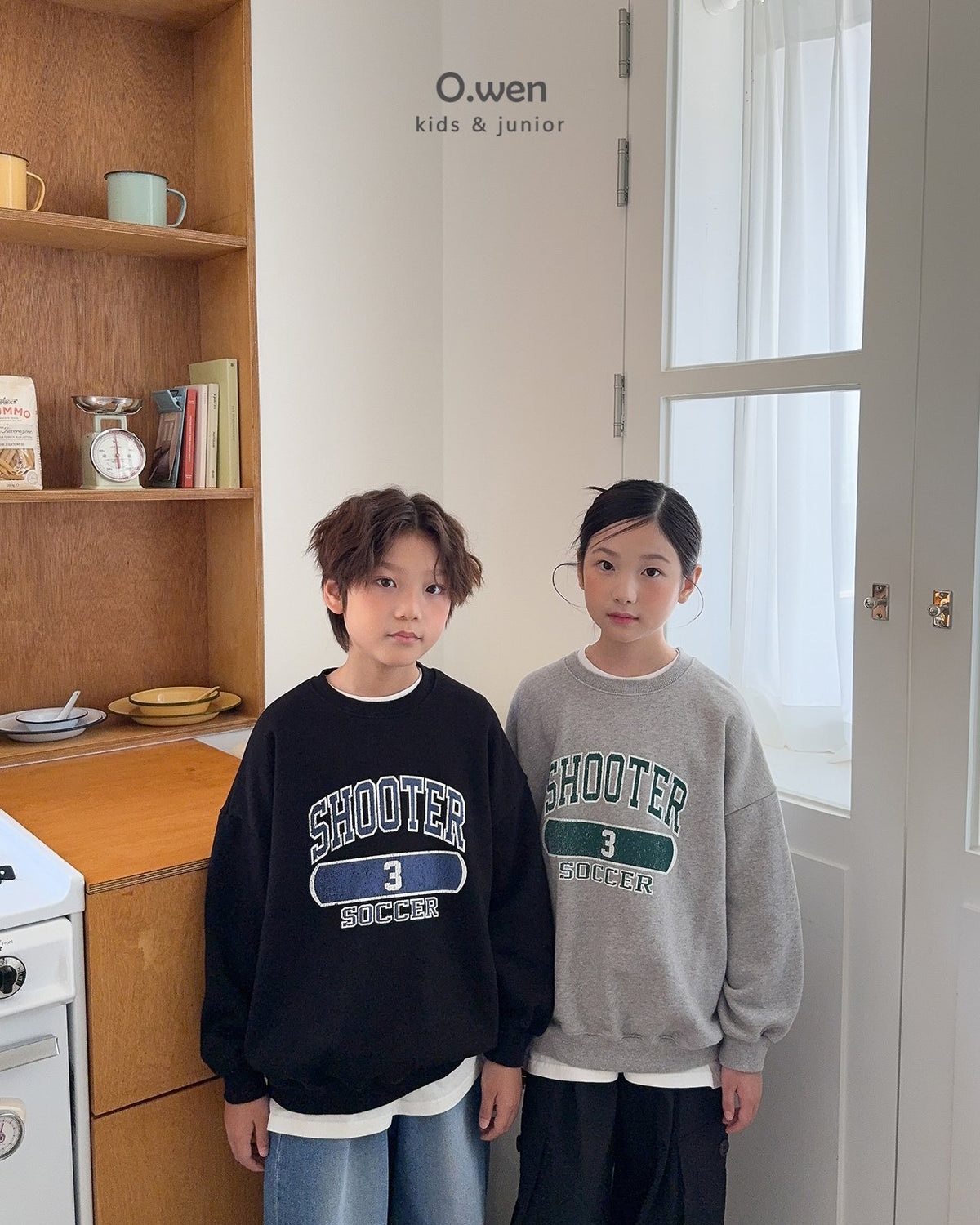 《予約》Shooter Sweatshirt / O.wen