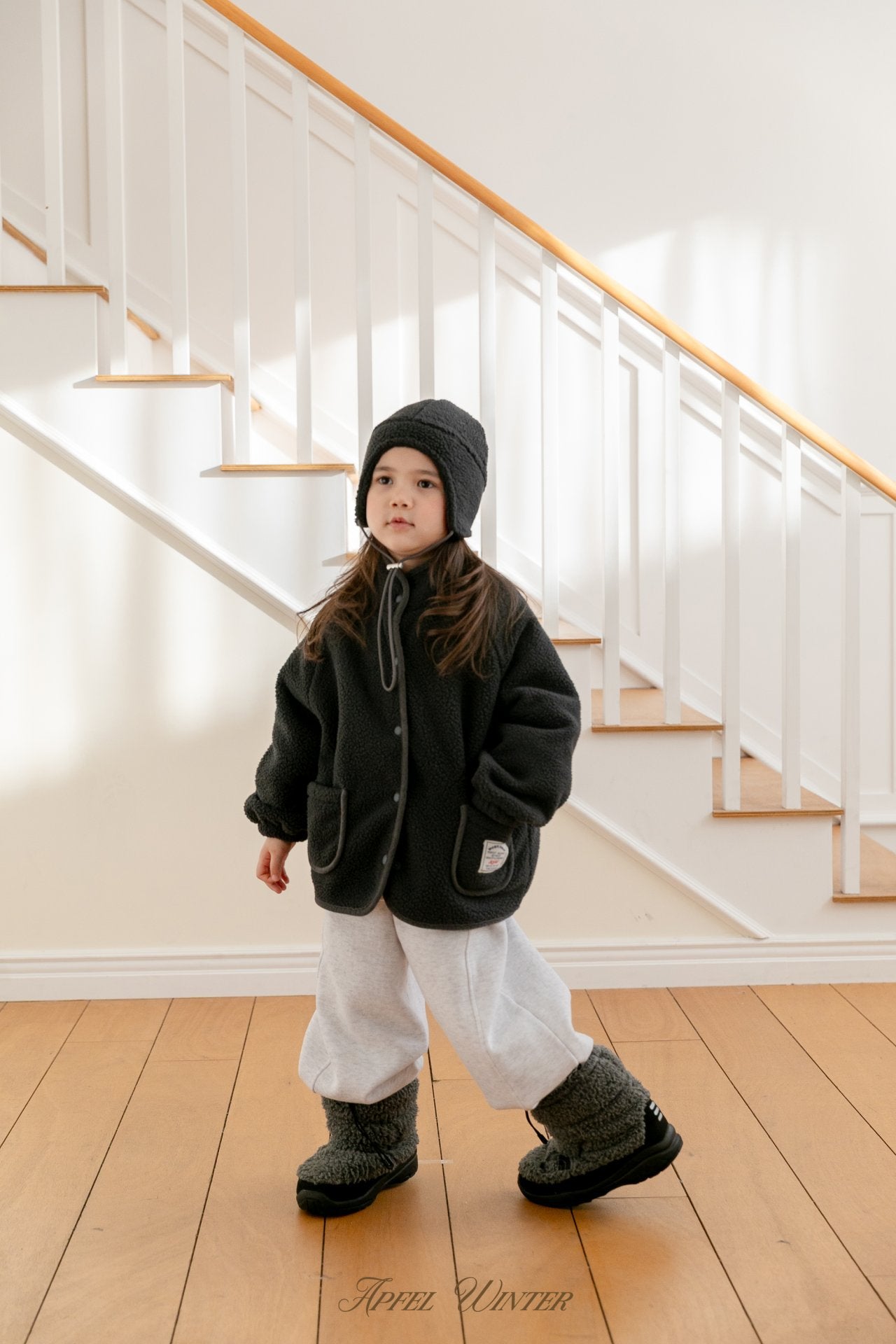 《予約》Bagel Dumble Jacket / APFEL（adultまで）