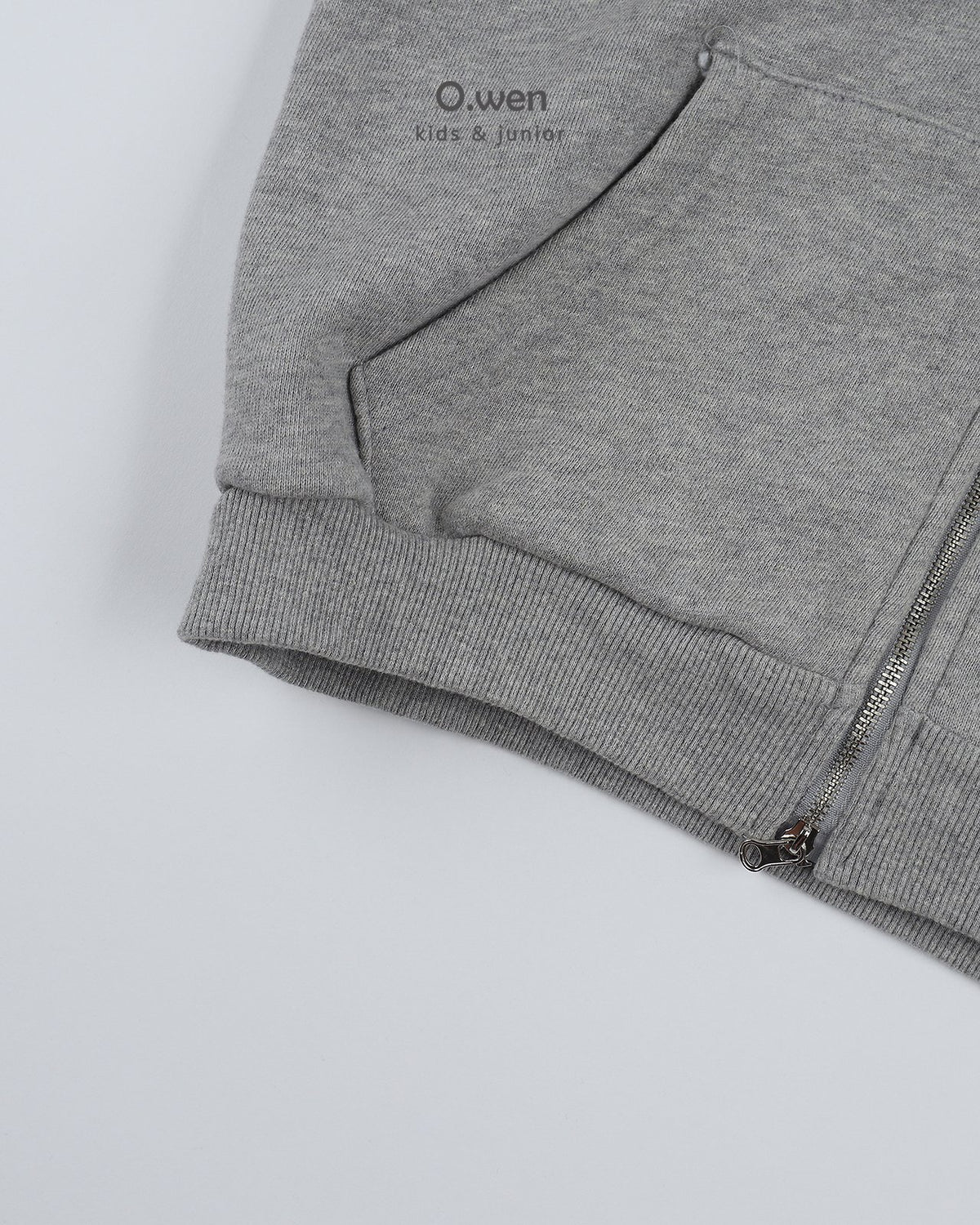 《予約》Two-Way Boxy Zip-Up Hoodie / O.wen