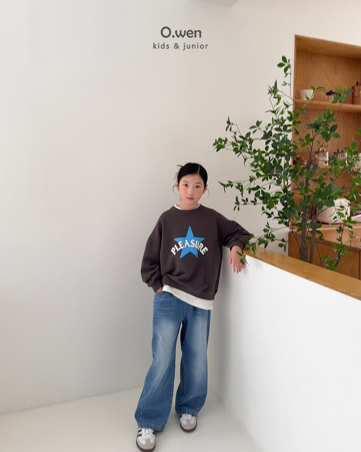 《予約》Star Sweatshirt / O.wen