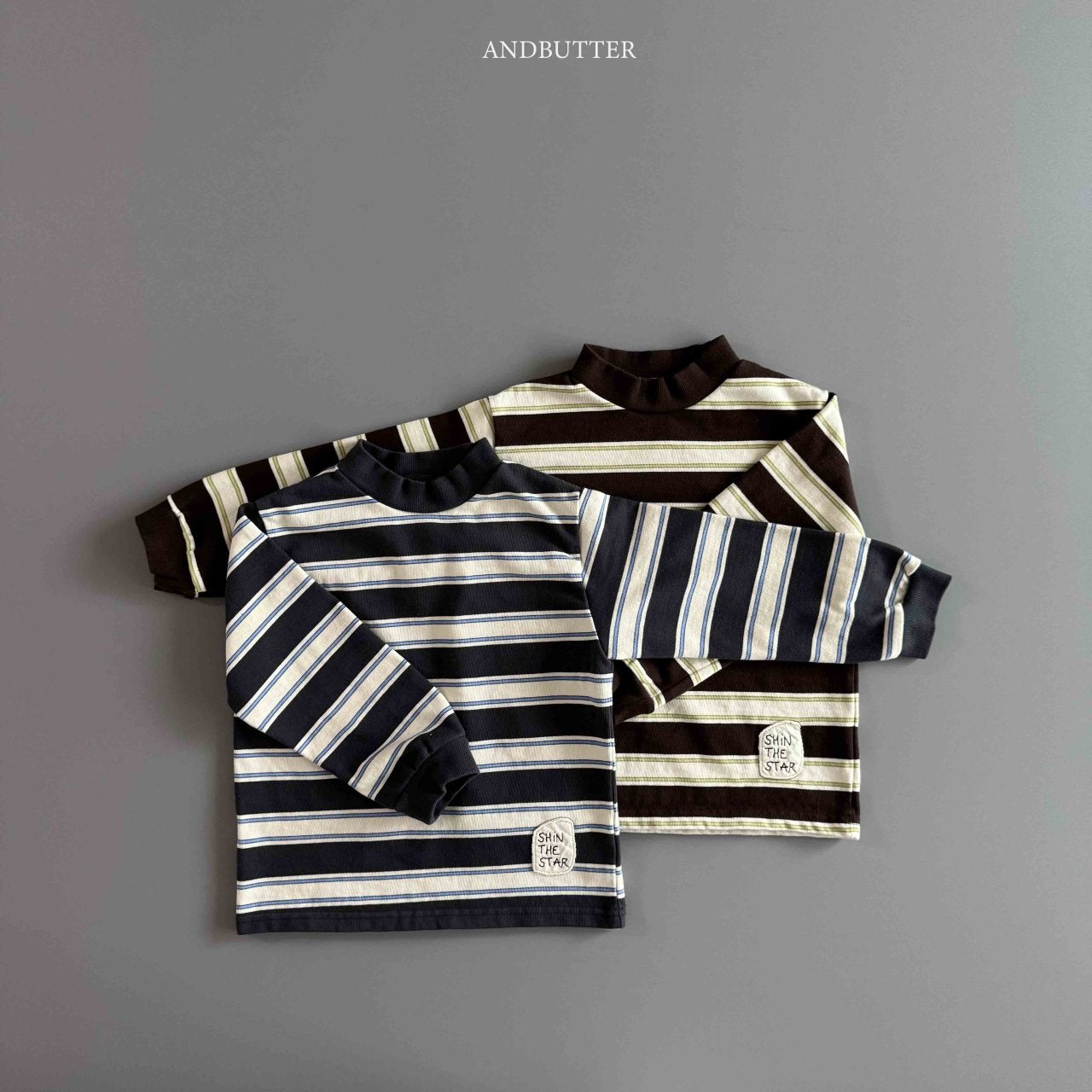 《予約》Stripe Patch Turtleneck / andbutter