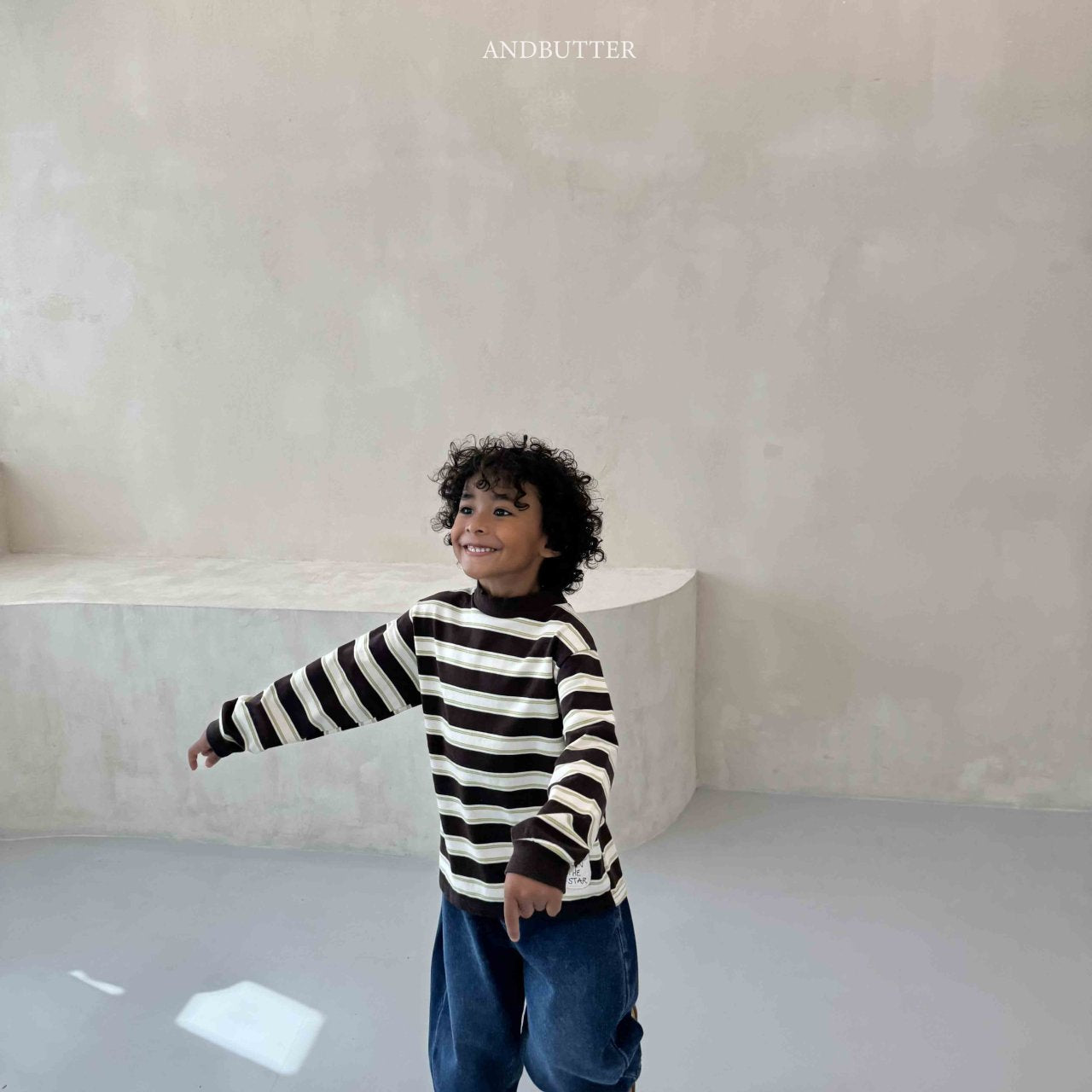 《予約》Stripe Patch Turtleneck / andbutter